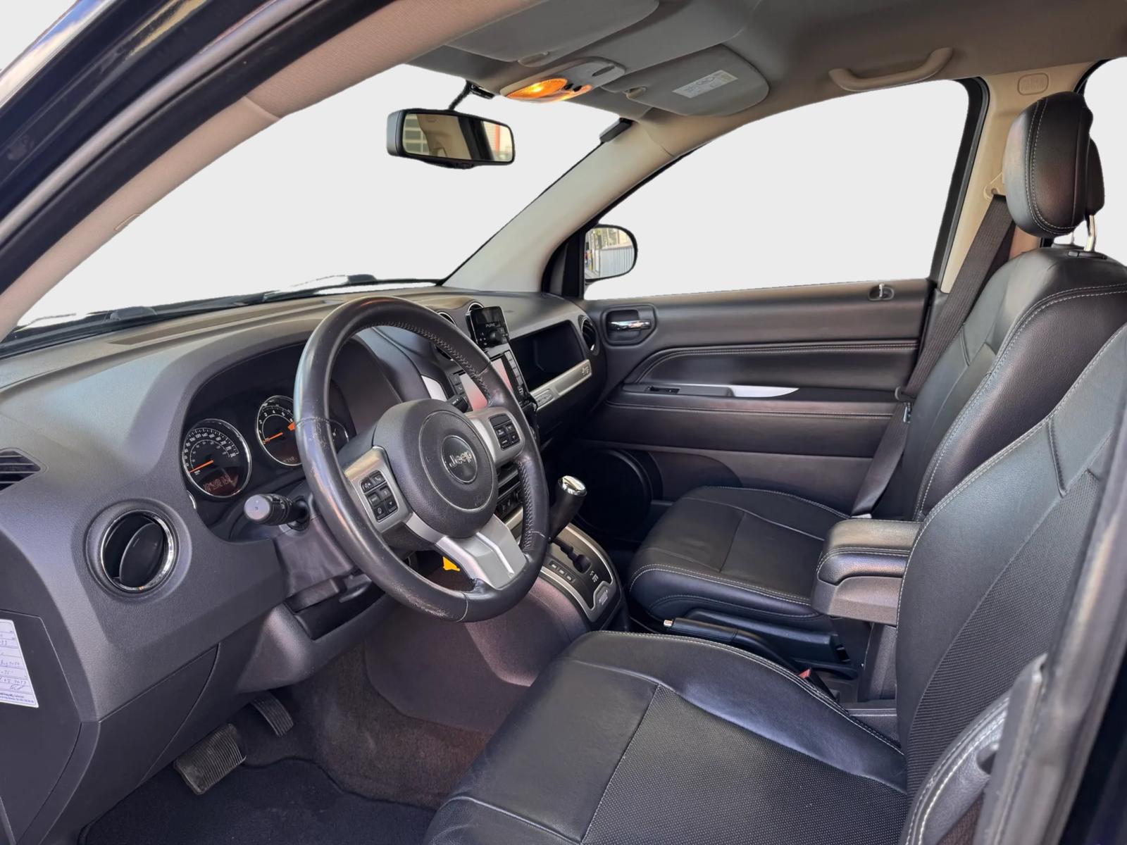 JEEP Compass 2.4 Limited Automatic-image-6
