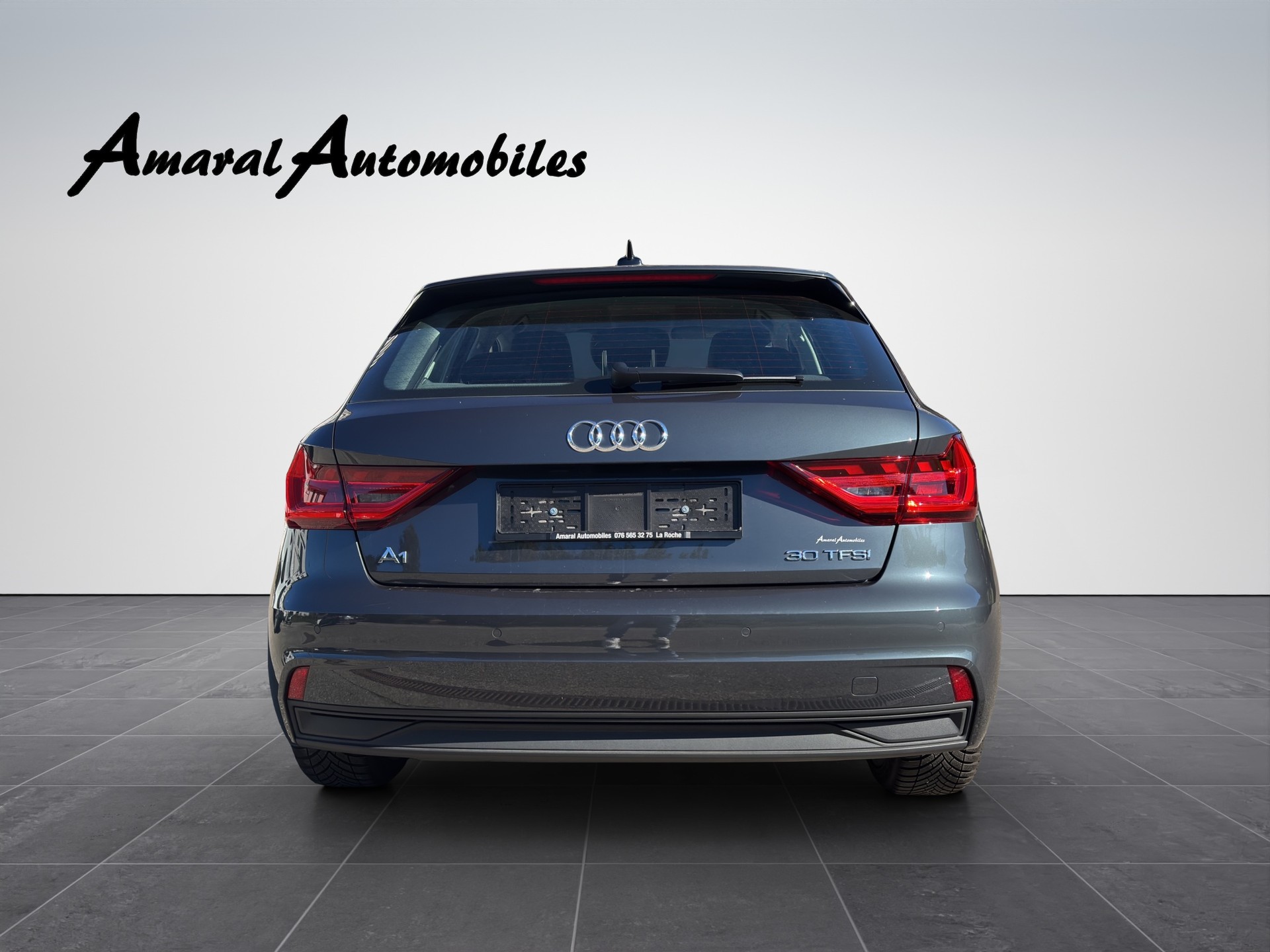 AUDI A1 Sportback 30 TFSI Attraction S-tronic-image-2