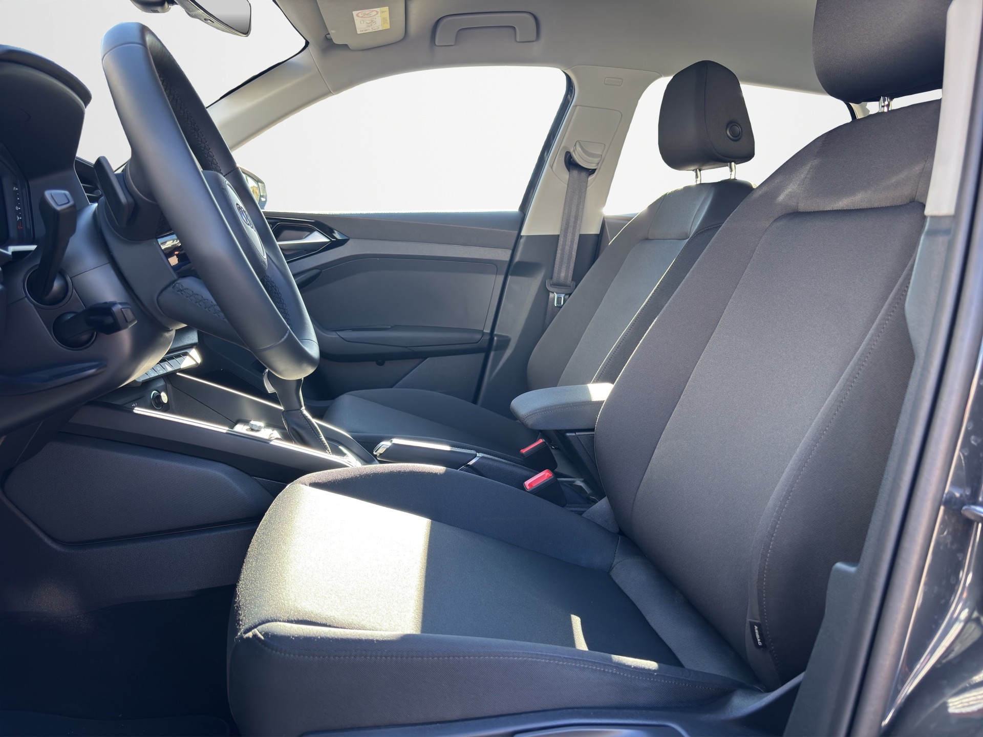 AUDI A1 Sportback 30 TFSI Attraction S-tronic-image-8