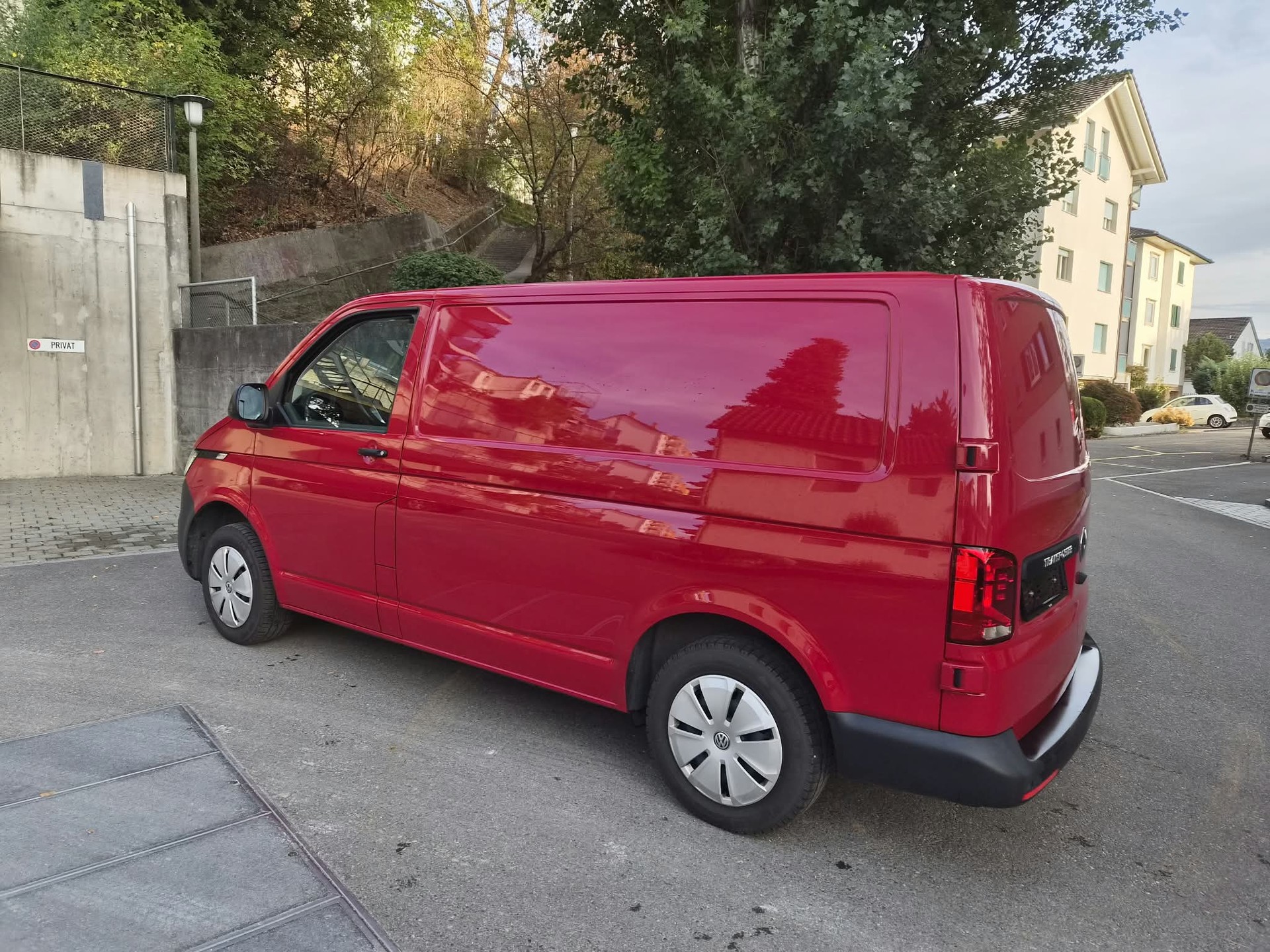 VW T6.1 2.0 TDI-image-1