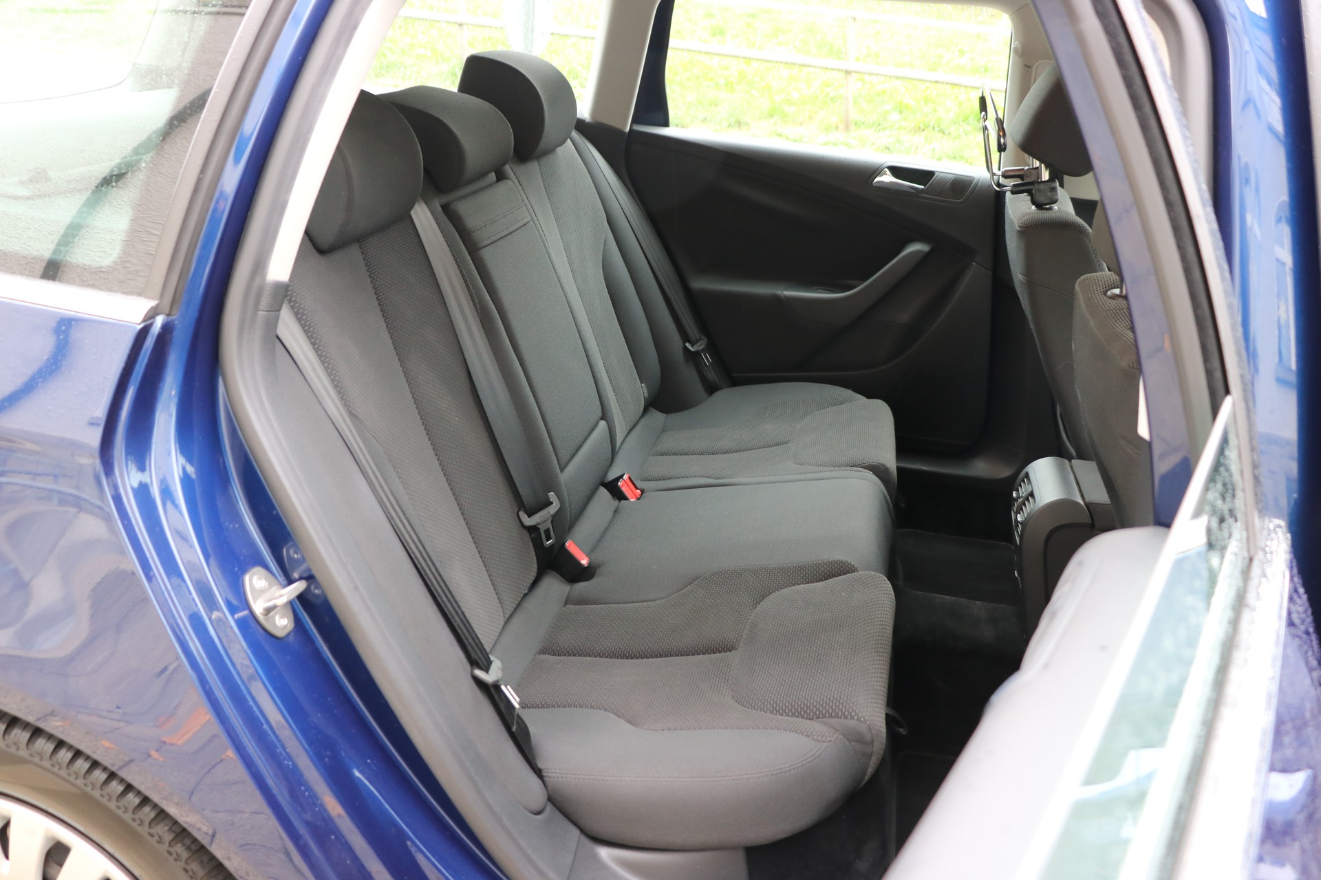 VW Passat Variant 2.0 TDI Comfortline-image-11