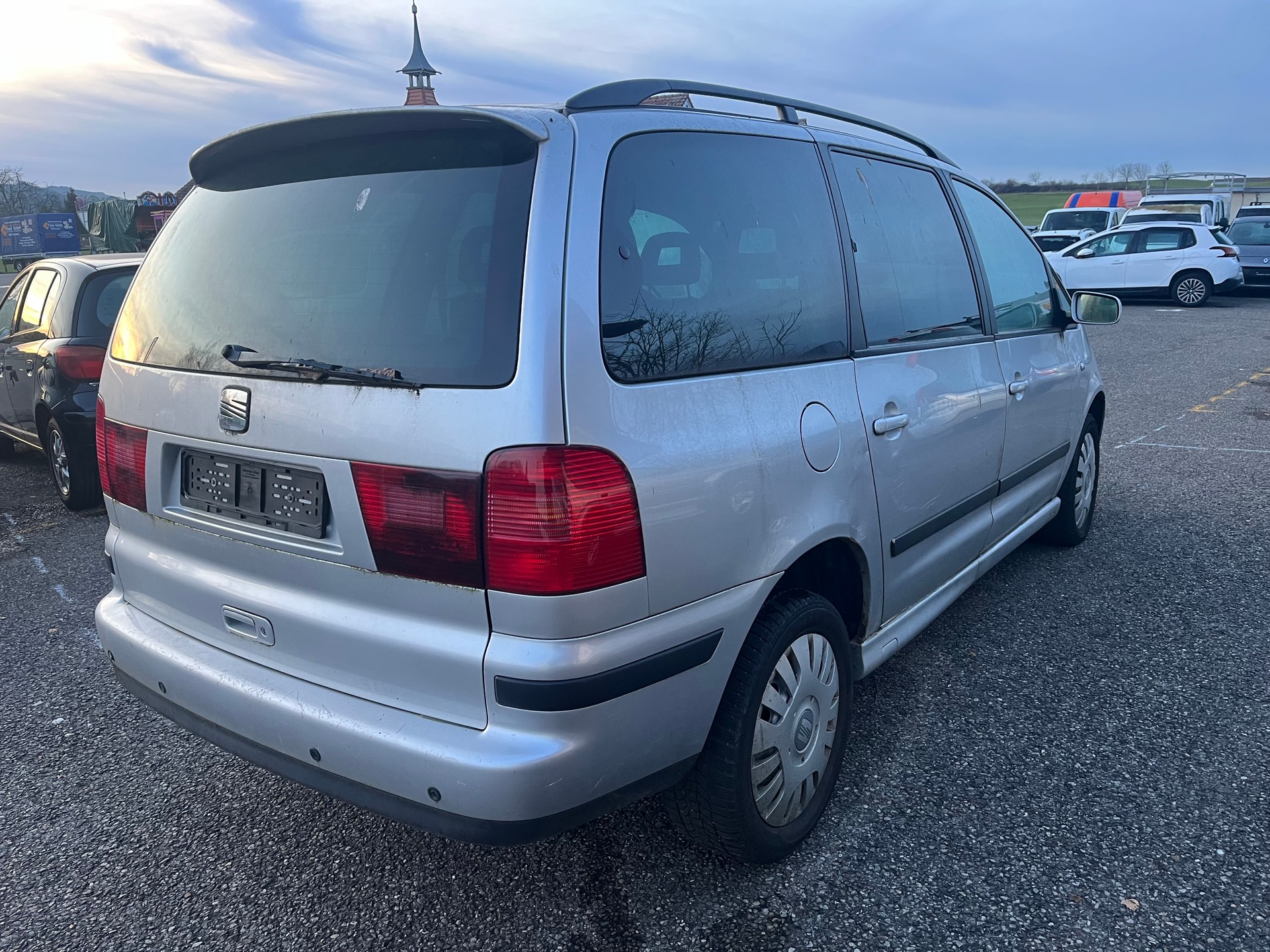 SEAT Diesel 1,9i Handschaltung 7platz Euro B04-image-6