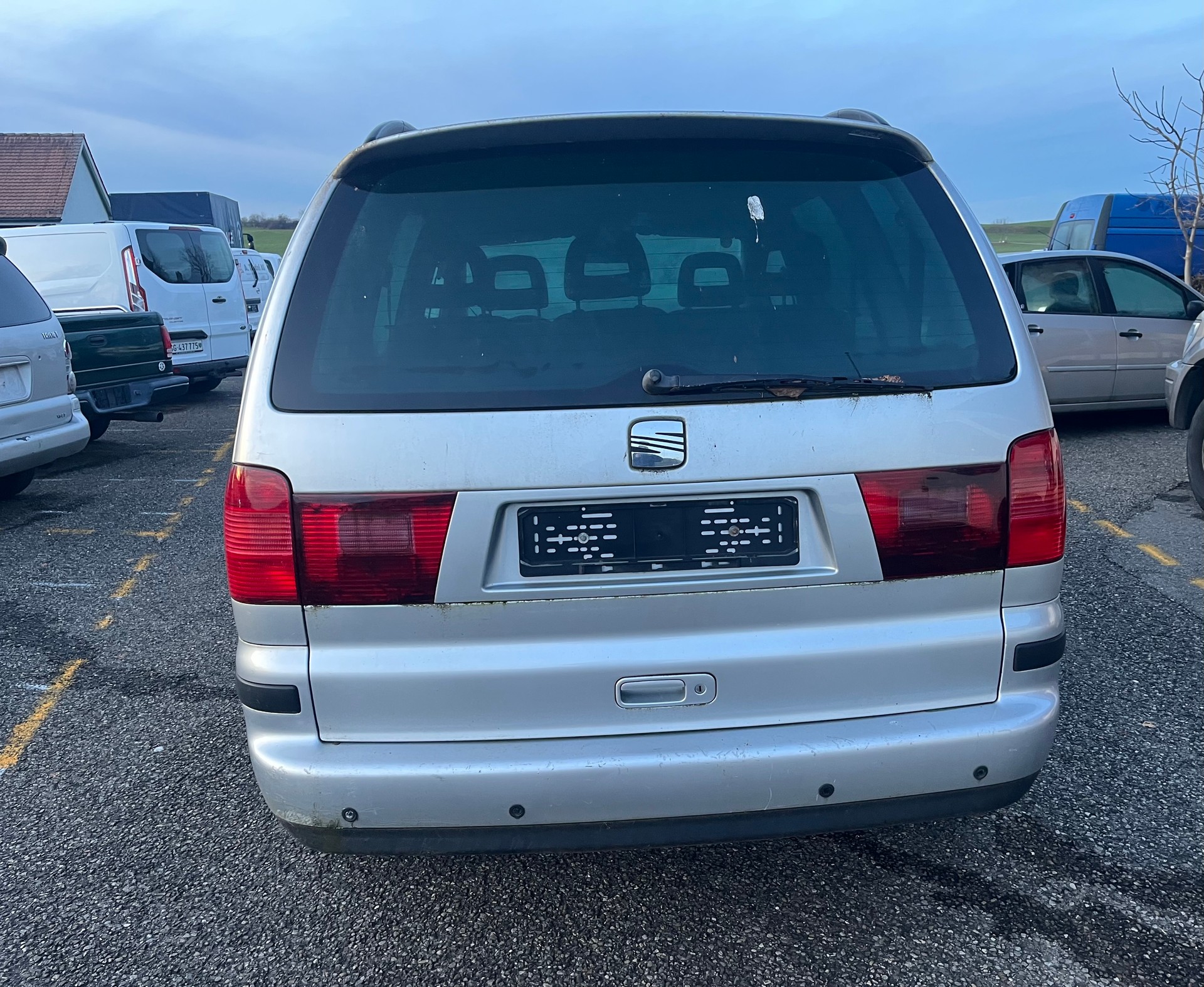 SEAT Diesel 1,9i Handschaltung 7platz Euro B04-image-5