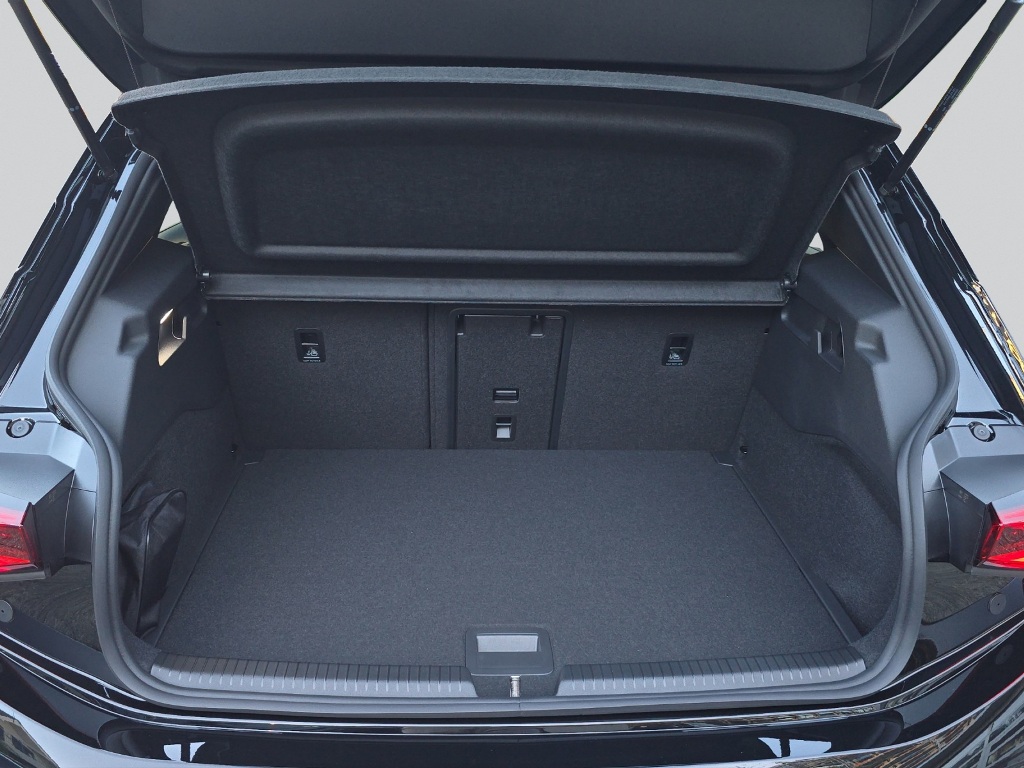 CUPRA Born Electric 79 kWh-image-11