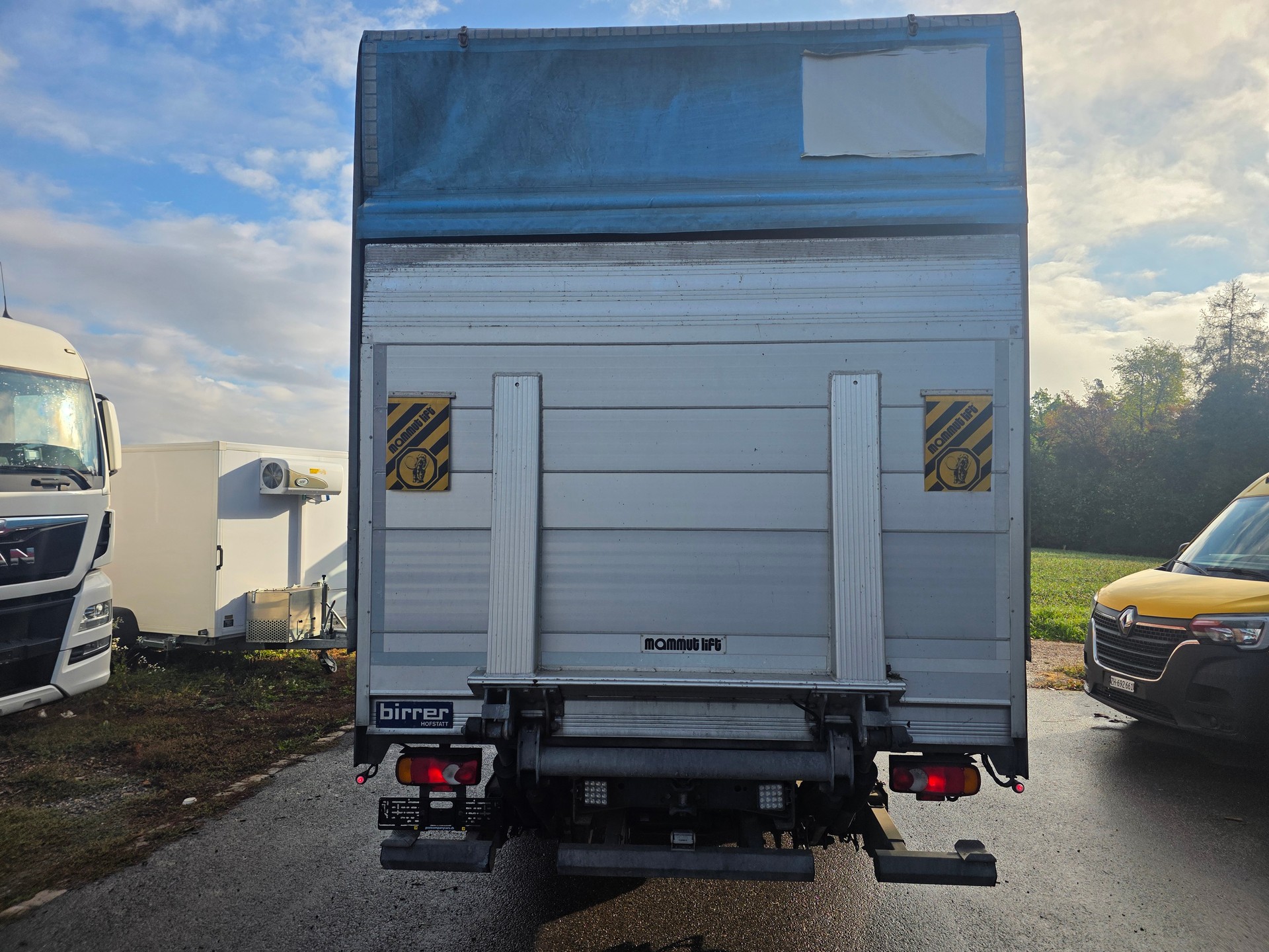 VOLVO-image-5