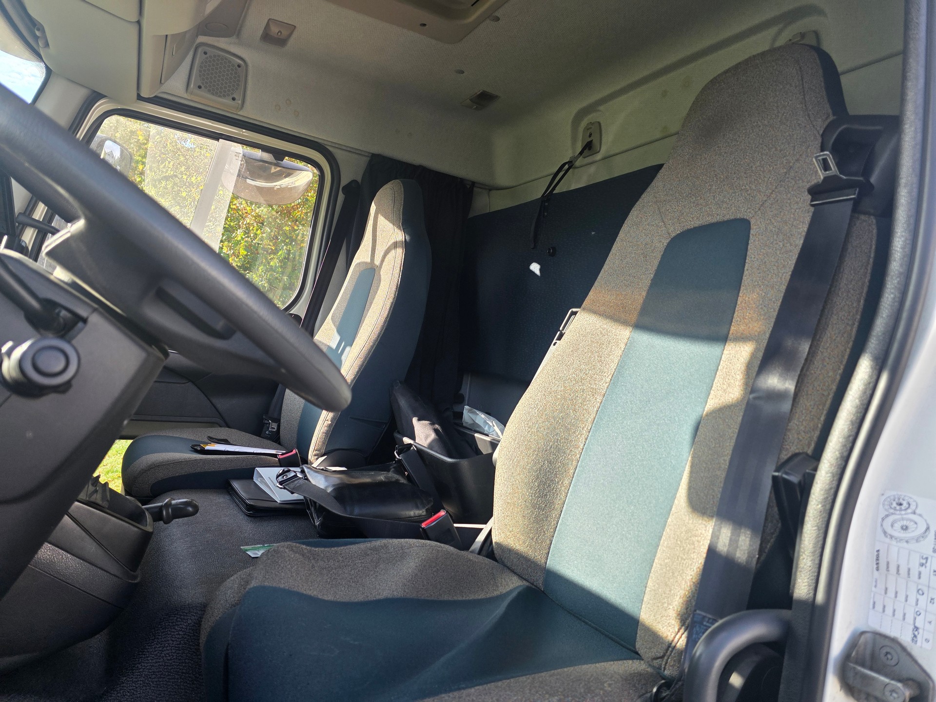 VOLVO-image-8