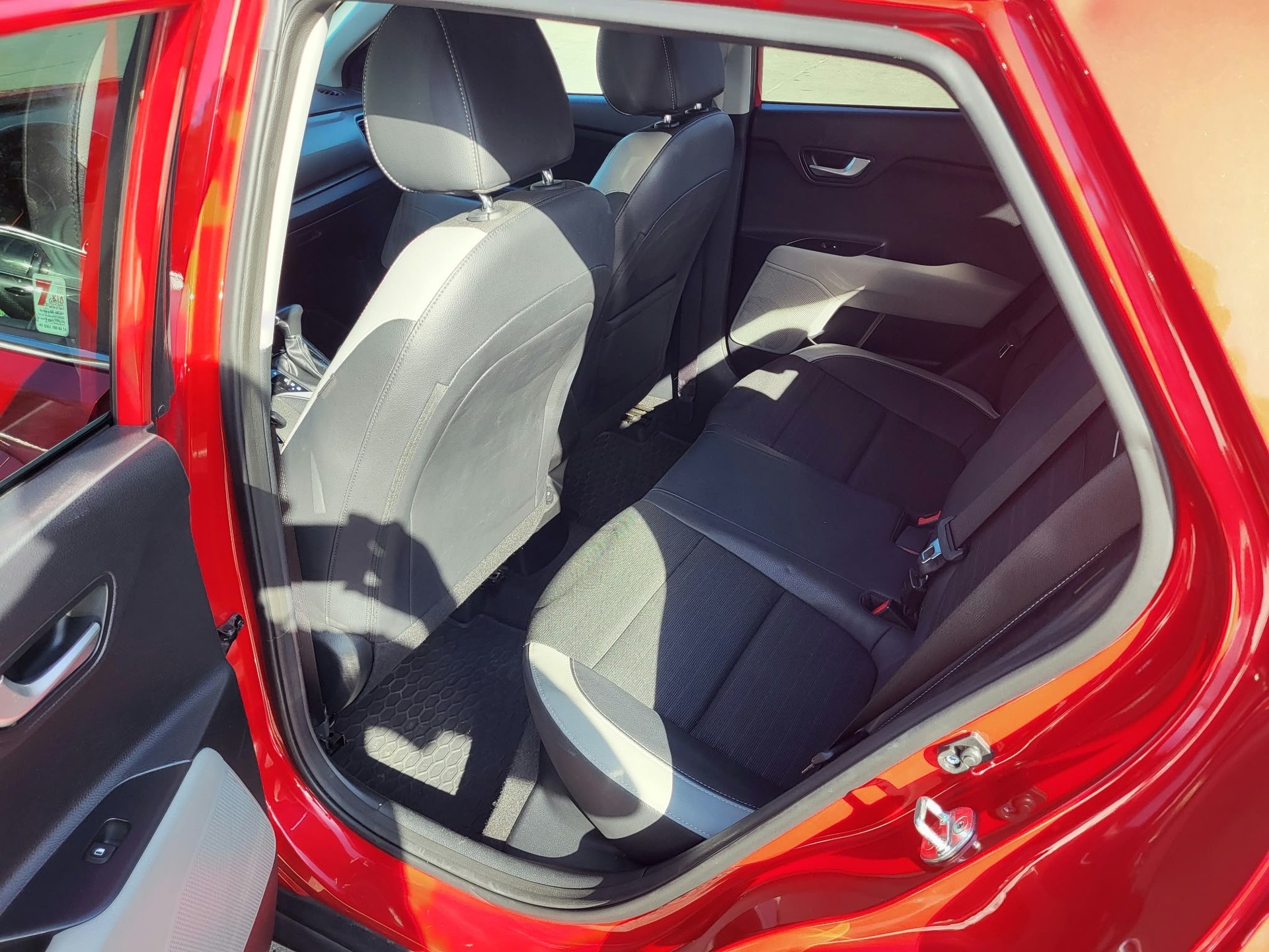 KIA Stonic 1.0 T-GDi-image-9