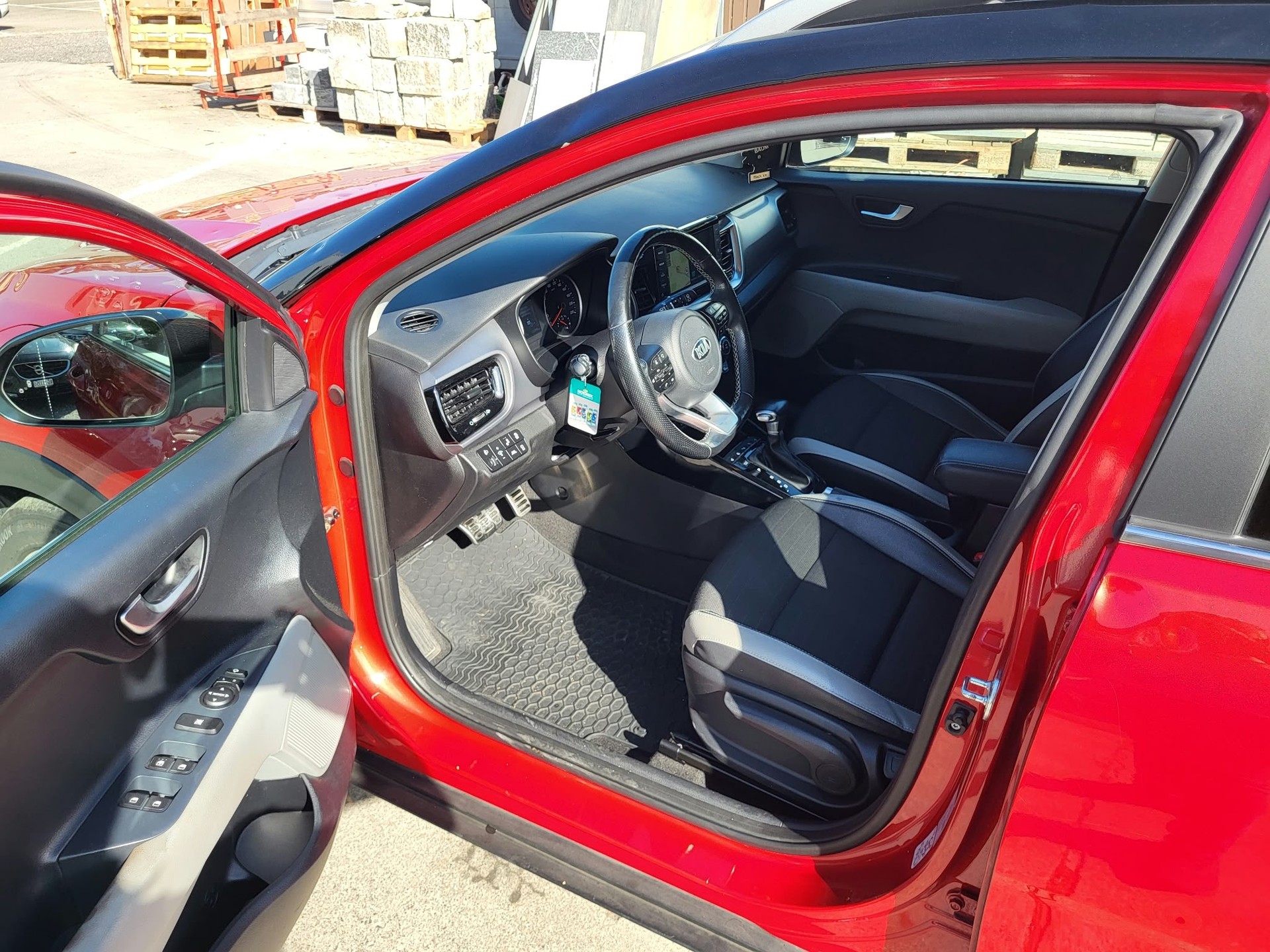 KIA Stonic 1.0 T-GDi-image-8