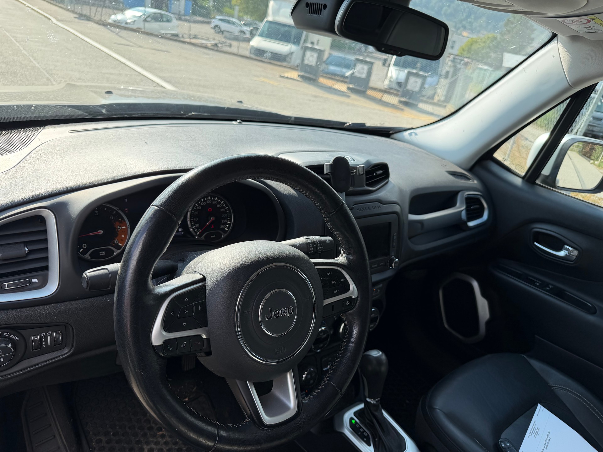 JEEP Renegade 2.0 CRD Limited AWD + Low Range 9ATX-image-8