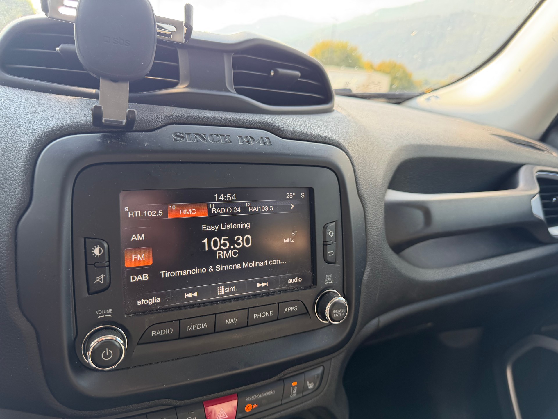 JEEP Renegade 2.0 CRD Limited AWD + Low Range 9ATX-image-11