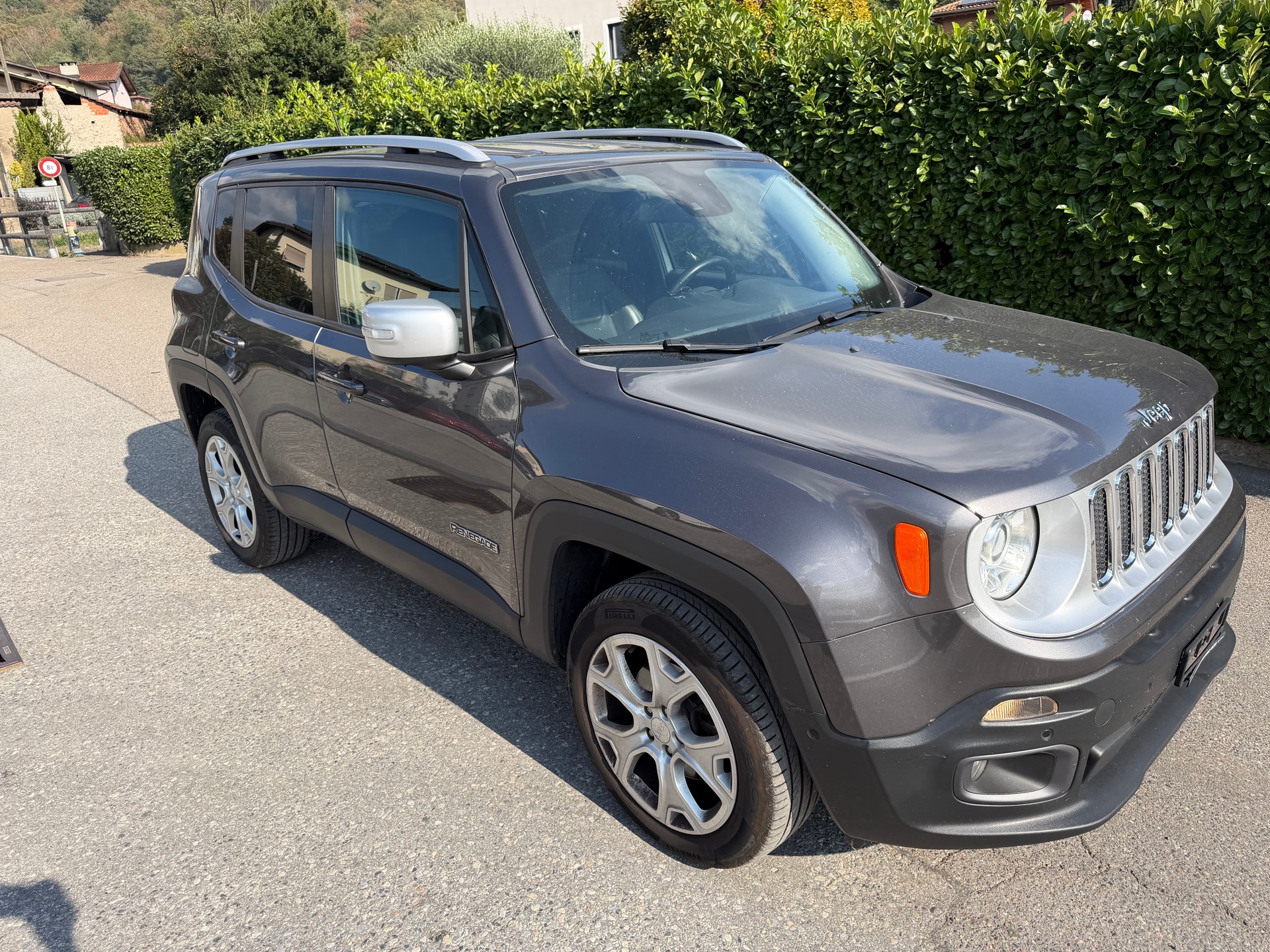 JEEP Renegade 2.0 CRD Limited AWD + Low Range 9ATX-image-2