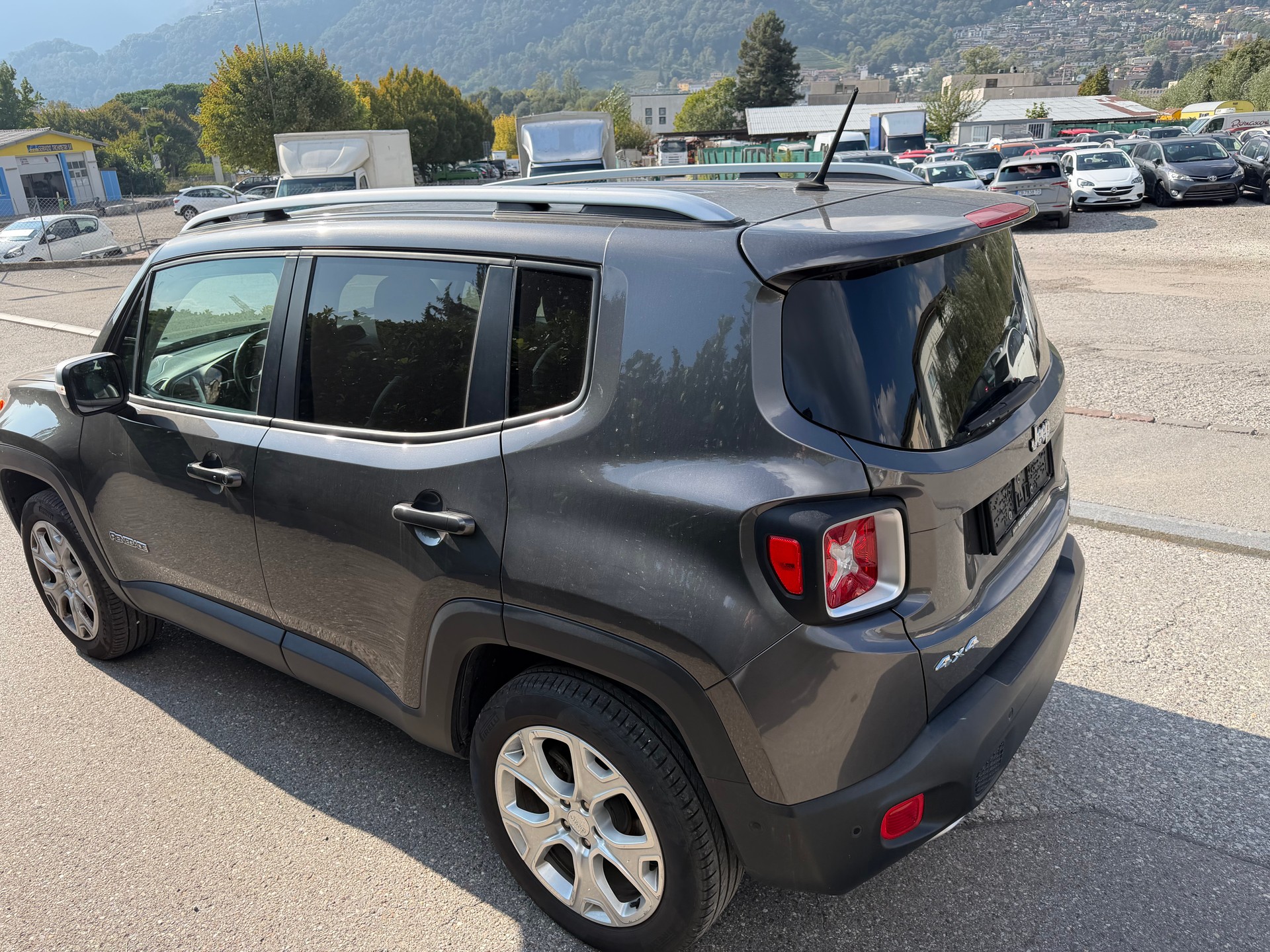 JEEP Renegade 2.0 CRD Limited AWD + Low Range 9ATX-image-5