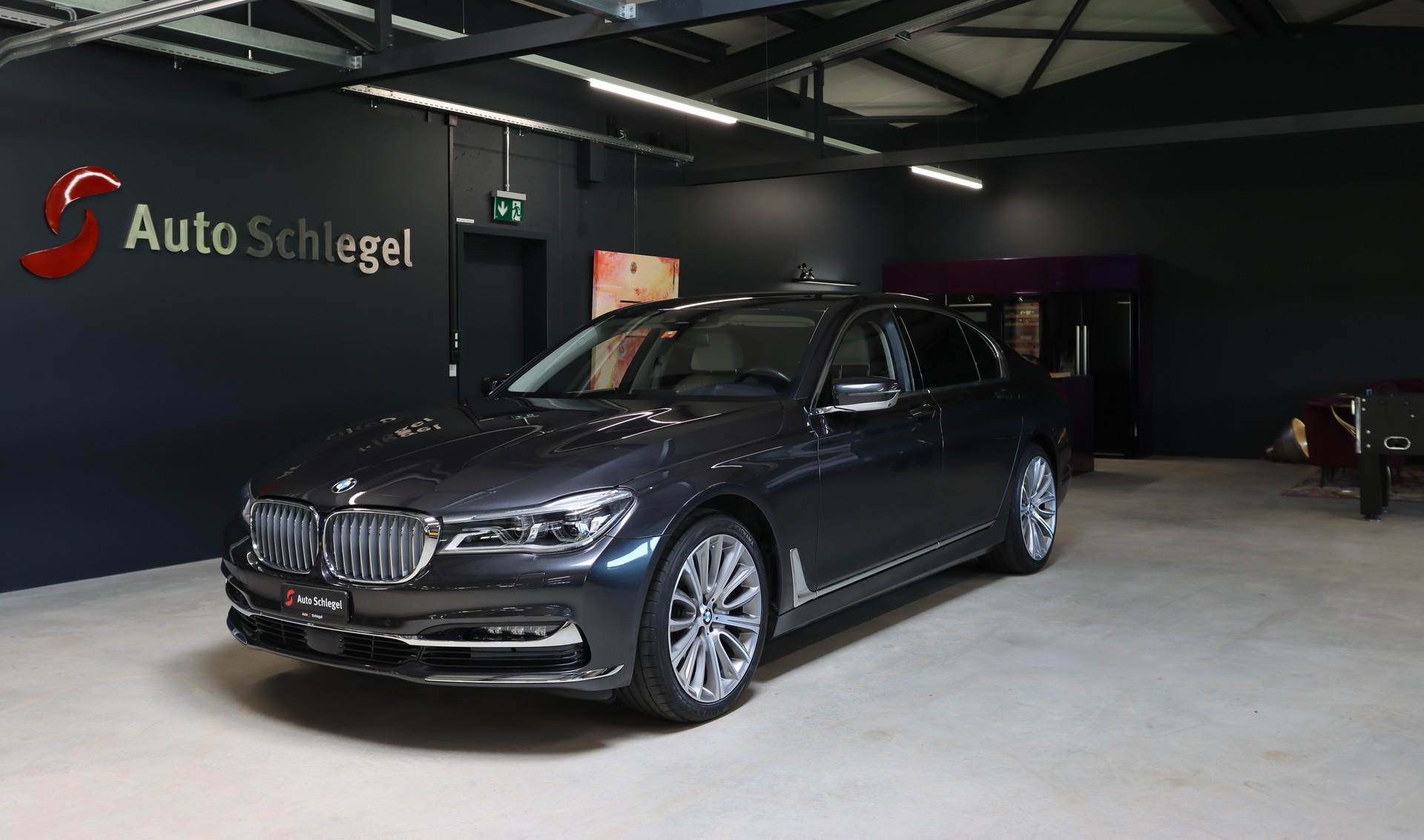 BMW 730d xDrive Steptronic-image-0