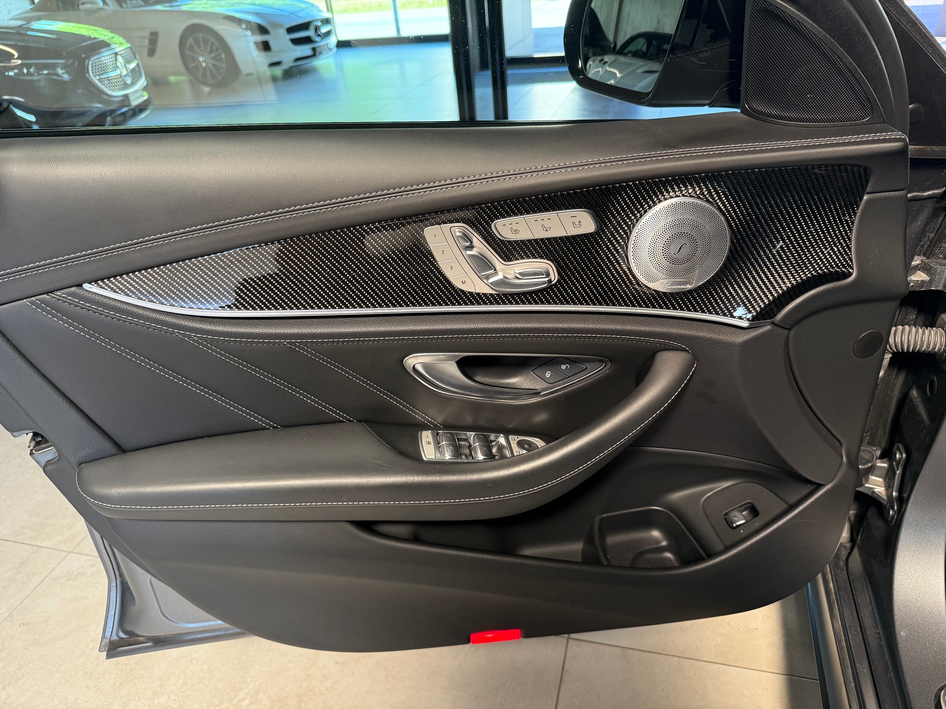 MERCEDES-BENZ E 63 AMG S 4Matic Speedshift MCT-image-8