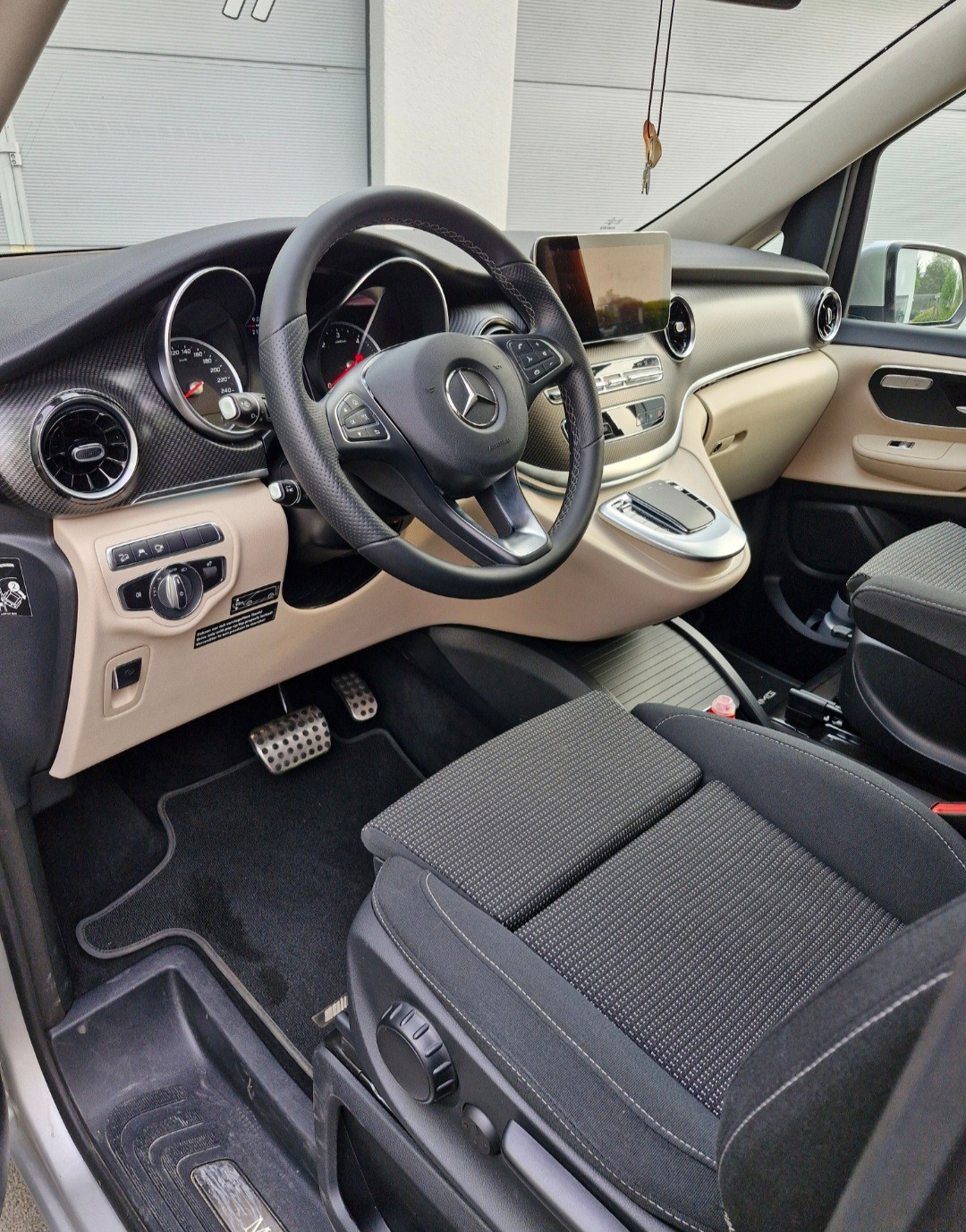 MERCEDES-BENZ Marco Polo 250 d 4M Automat-image-3