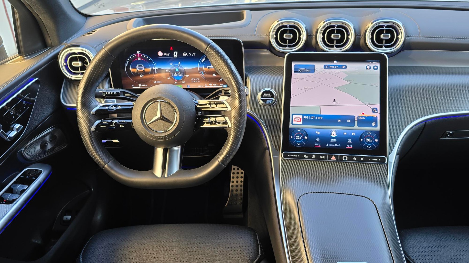 MERCEDES-BENZ GLC 400 e 4Matic 9G-Tronic-image-9