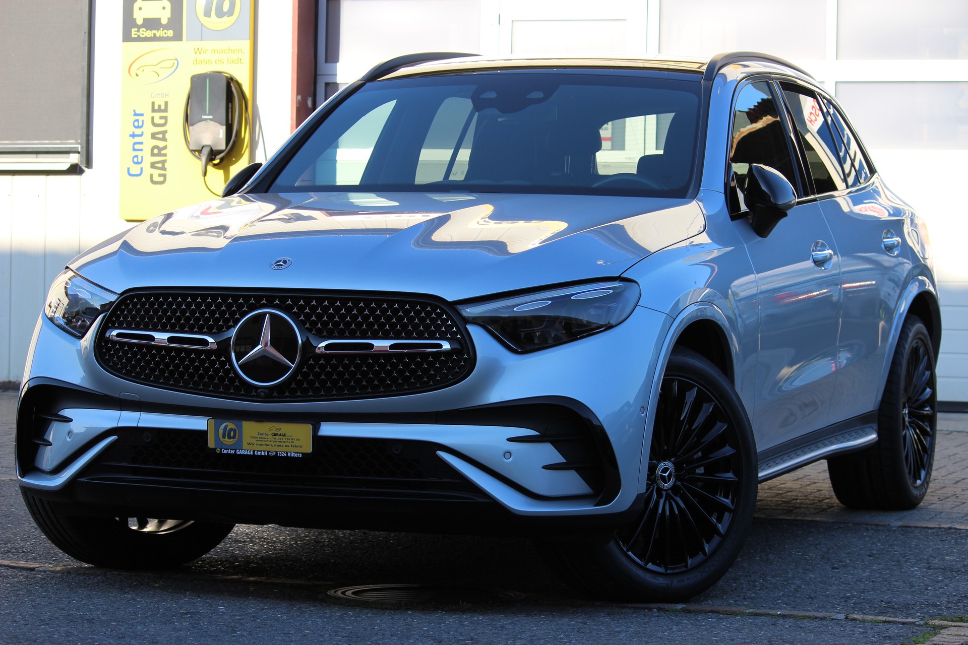 MERCEDES-BENZ GLC 400 e 4Matic 9G-Tronic-showroom-element-2