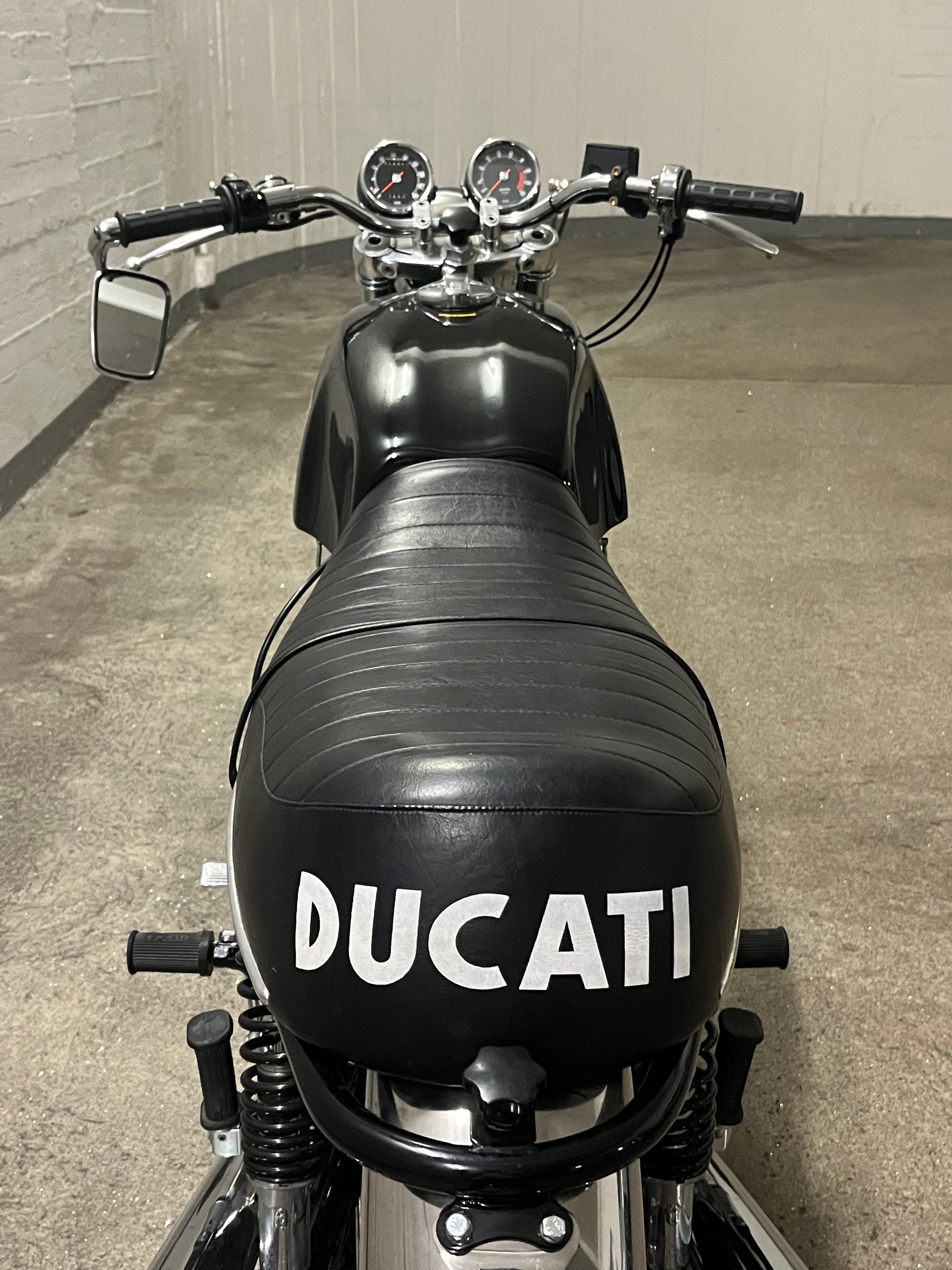 DUCATI GT 750 S-image-2
