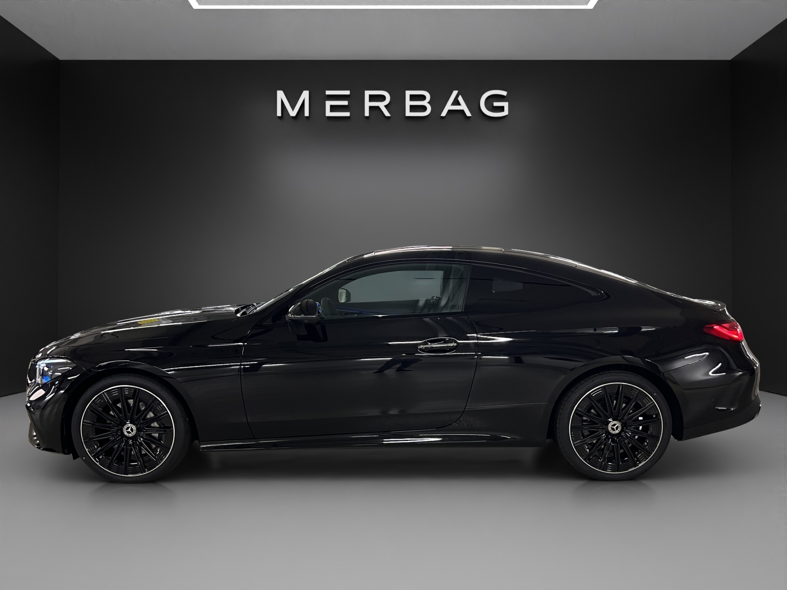 MERCEDES-BENZ CLE 300 Coupé 4Matic 9G-Tronic-image-3
