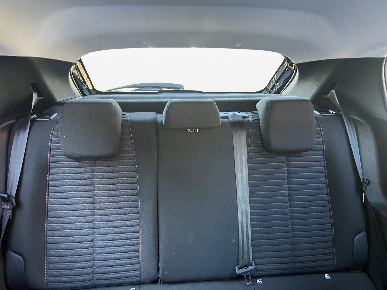 PEUGEOT 208 1.2 PureTech Active Pack-image-17