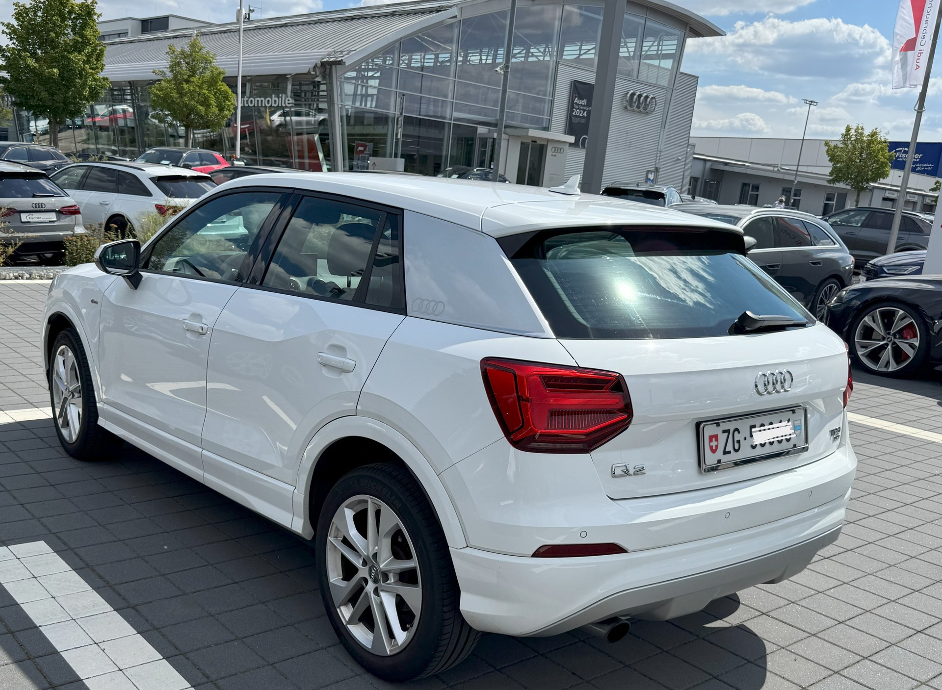 AUDI Q2 TFSI ultra S line | 1. Hand | Frisch MFK 07/2026 | 8-fach Alus-image-0