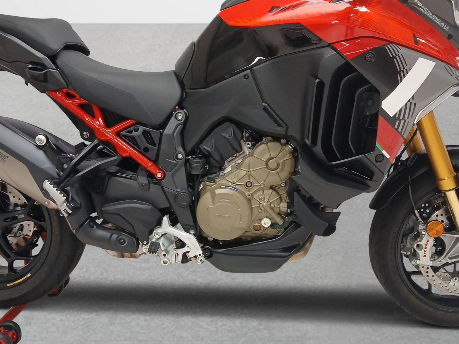 DUCATI PIKES PEAK-image-8