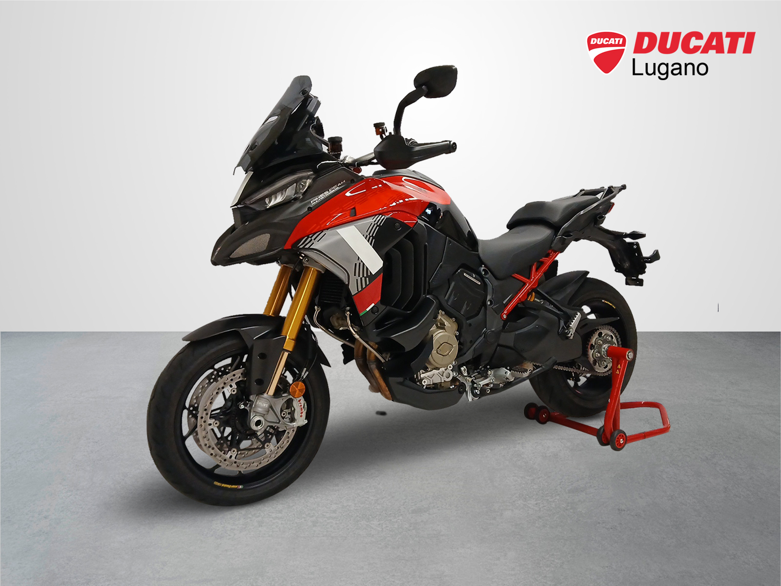 DUCATI PIKES PEAK-showroom-element-1