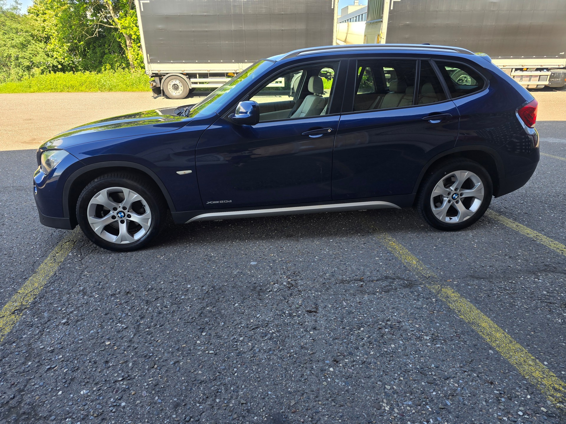 BMW X1 xDrive 20d Steptronic-image-3