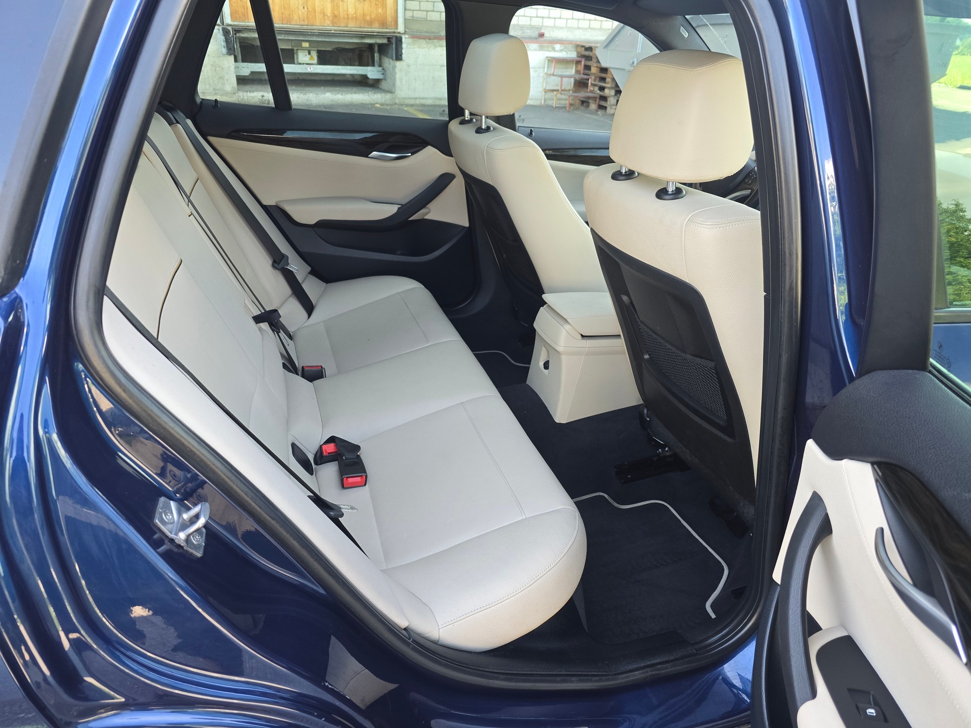 BMW X1 xDrive 20d Steptronic-image-8