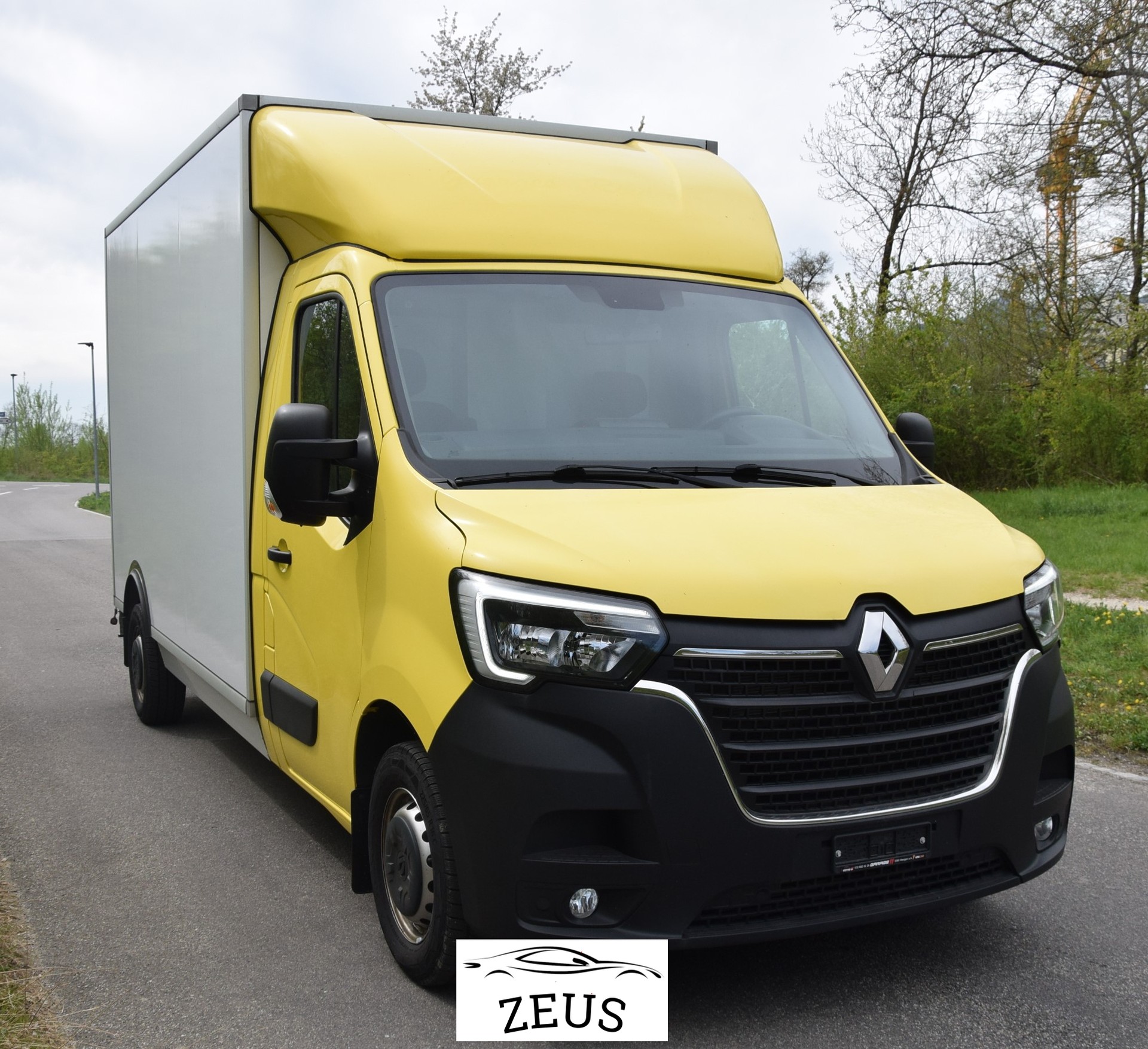 RENAULT Master T35 dCi165 L3-image-1