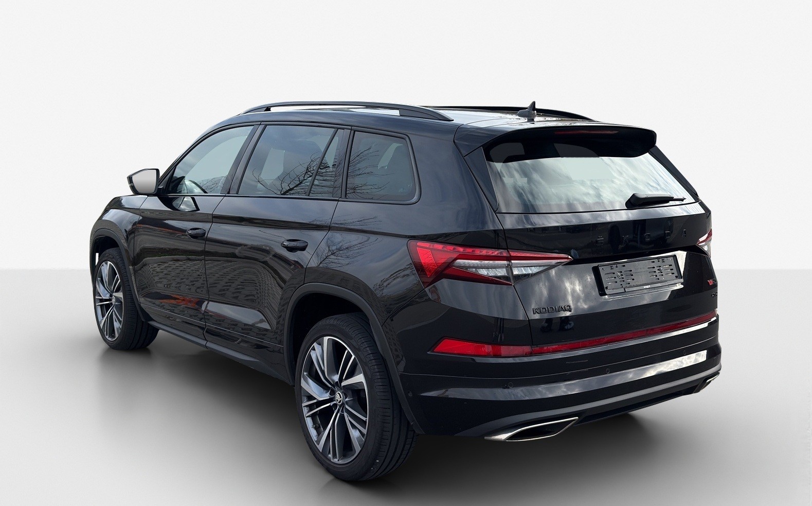 SKODA Kodiaq 2.0 TSI 4x4 RS-image-3