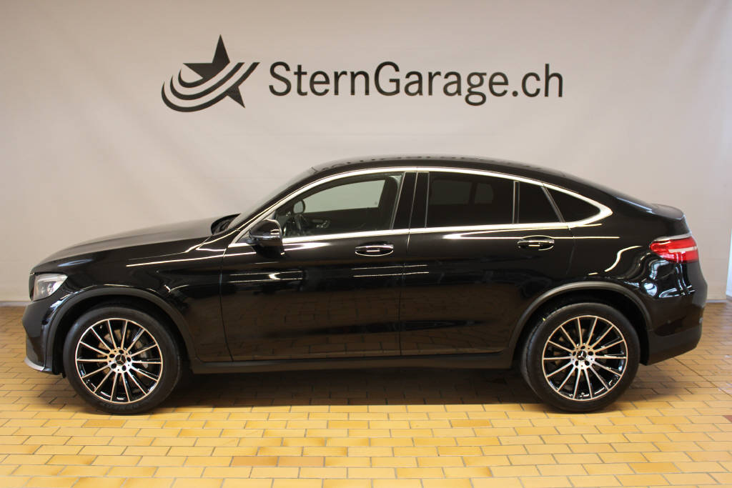 MERCEDES-BENZ GLC 300 4Matic AMG Line Coupé-image-1