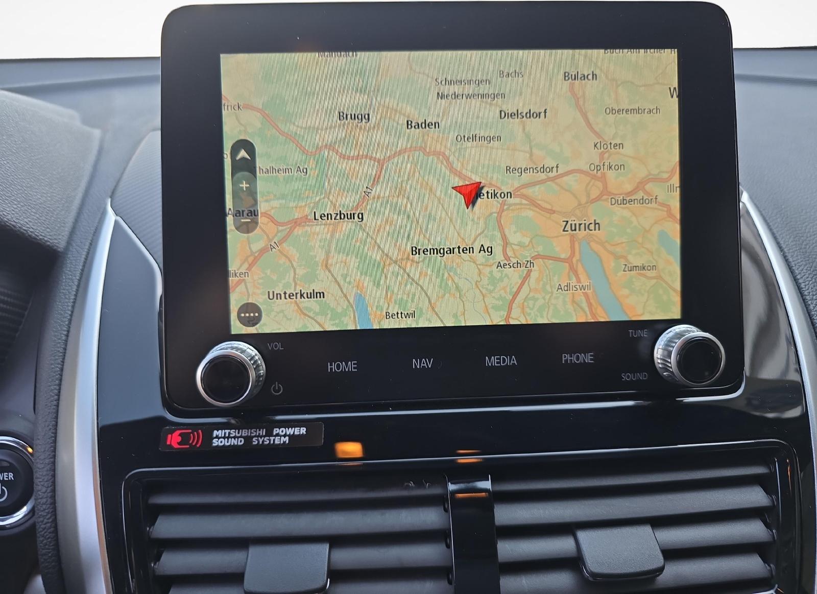 MITSUBISHI Eclipse Cross 2.4 PHEV Intense 4x4-image-16