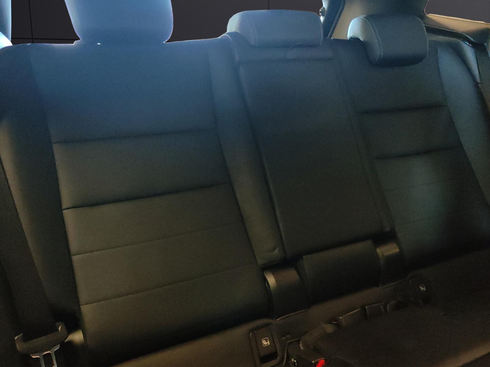 BMW 230e xDrive paddles Active Tourer-image-14