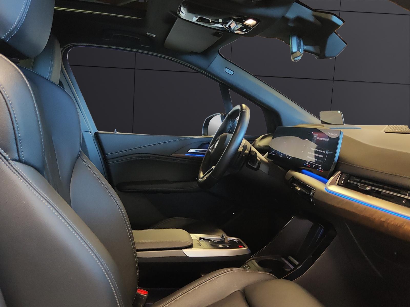 BMW 230e xDrive paddles Active Tourer-image-15