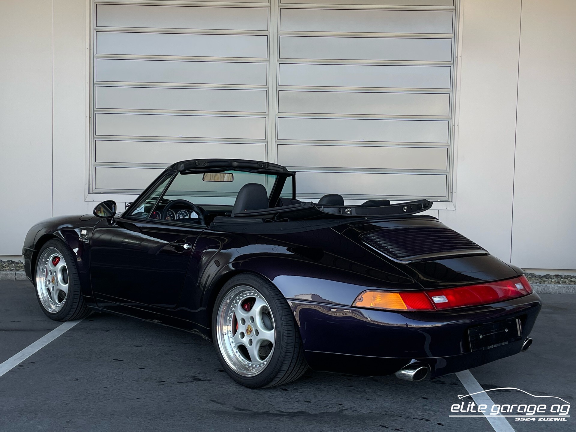 PORSCHE 911 Carrera Cabrio VETERANENGEPRÜFT-image-2