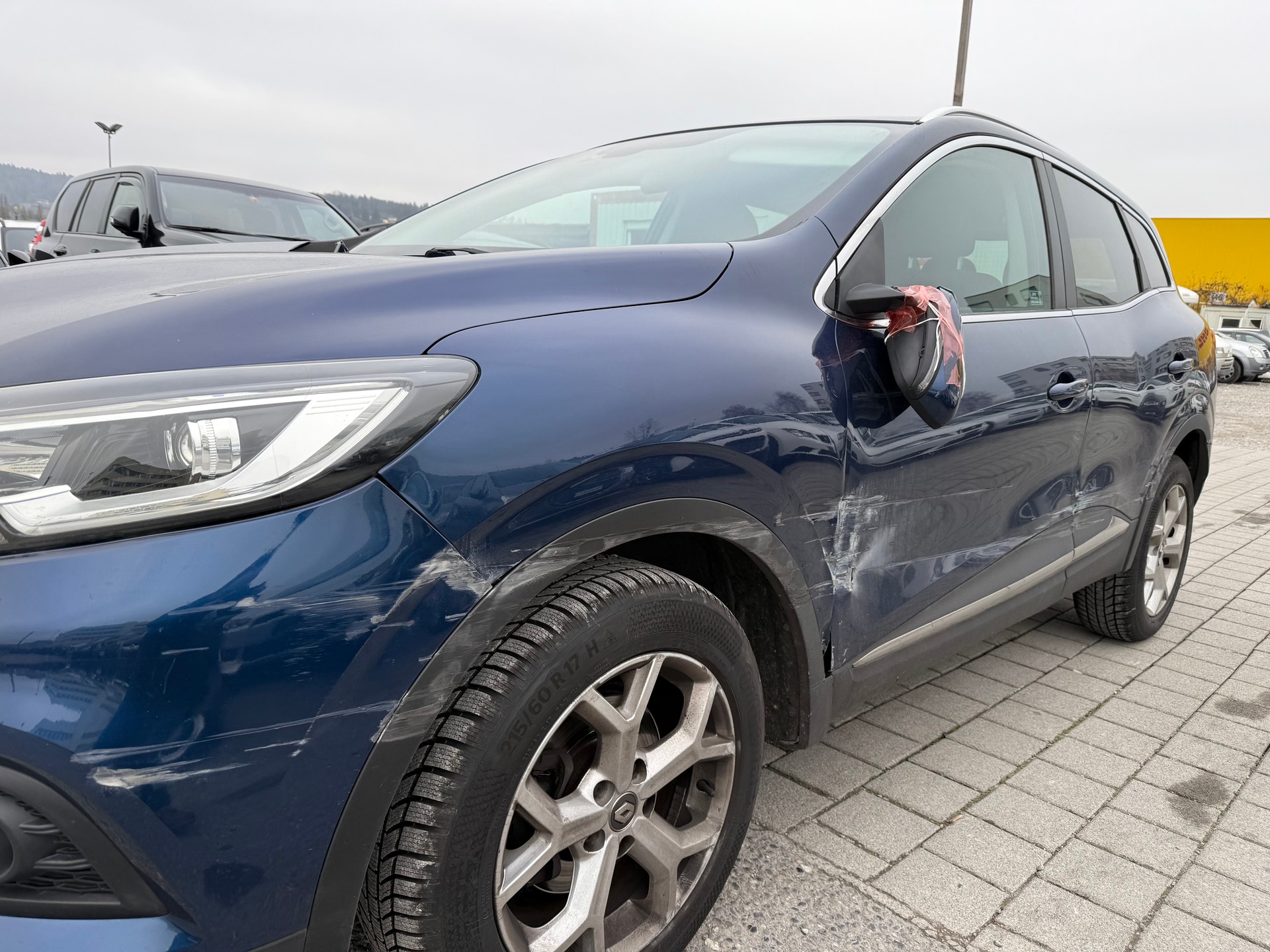 RENAULT Kadjar 1.5 Blue dCI Business EDC *Automat *Diesel *Unfallschaden linke Seite-image-1