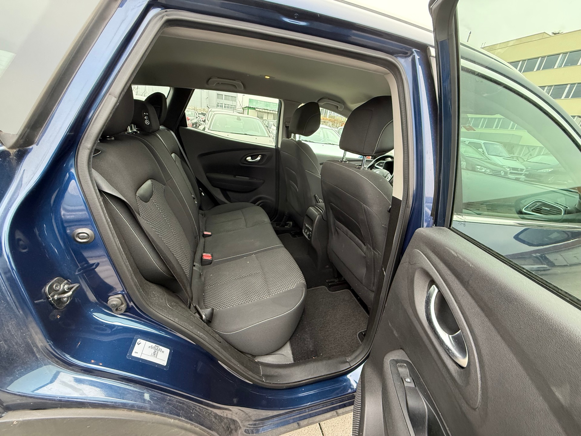 RENAULT Kadjar 1.5 Blue dCI Business EDC *Automat *Diesel *Unfallschaden linke Seite-image-13