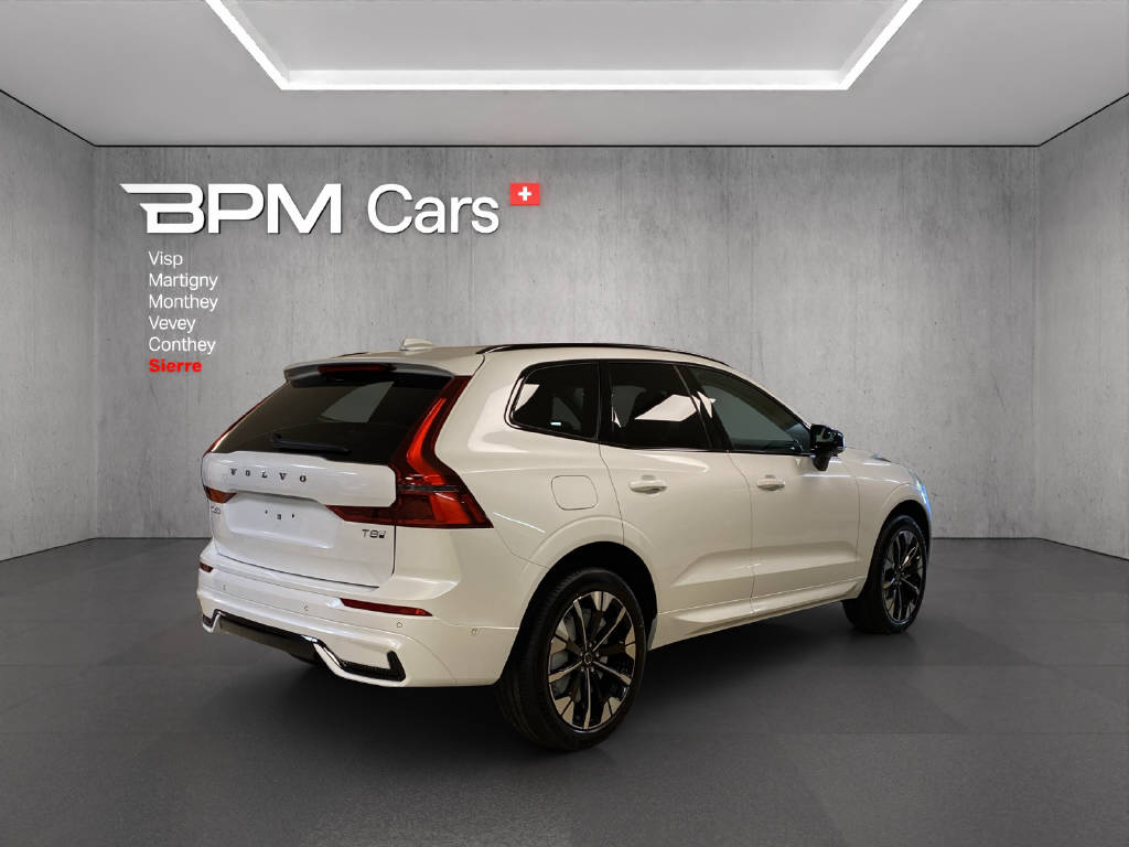 VOLVO XC60 T8 eAWD PluginHybrid Ultra Dark Geartronic-image-1