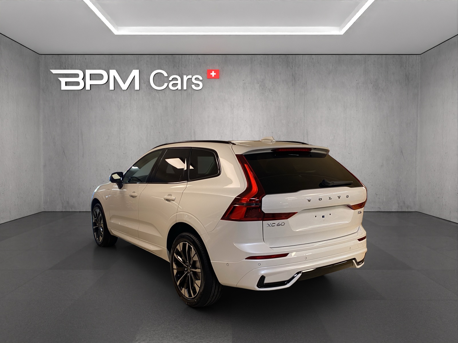 VOLVO XC60 T8 eAWD PluginHybrid Ultra Dark Geartronic-image-5