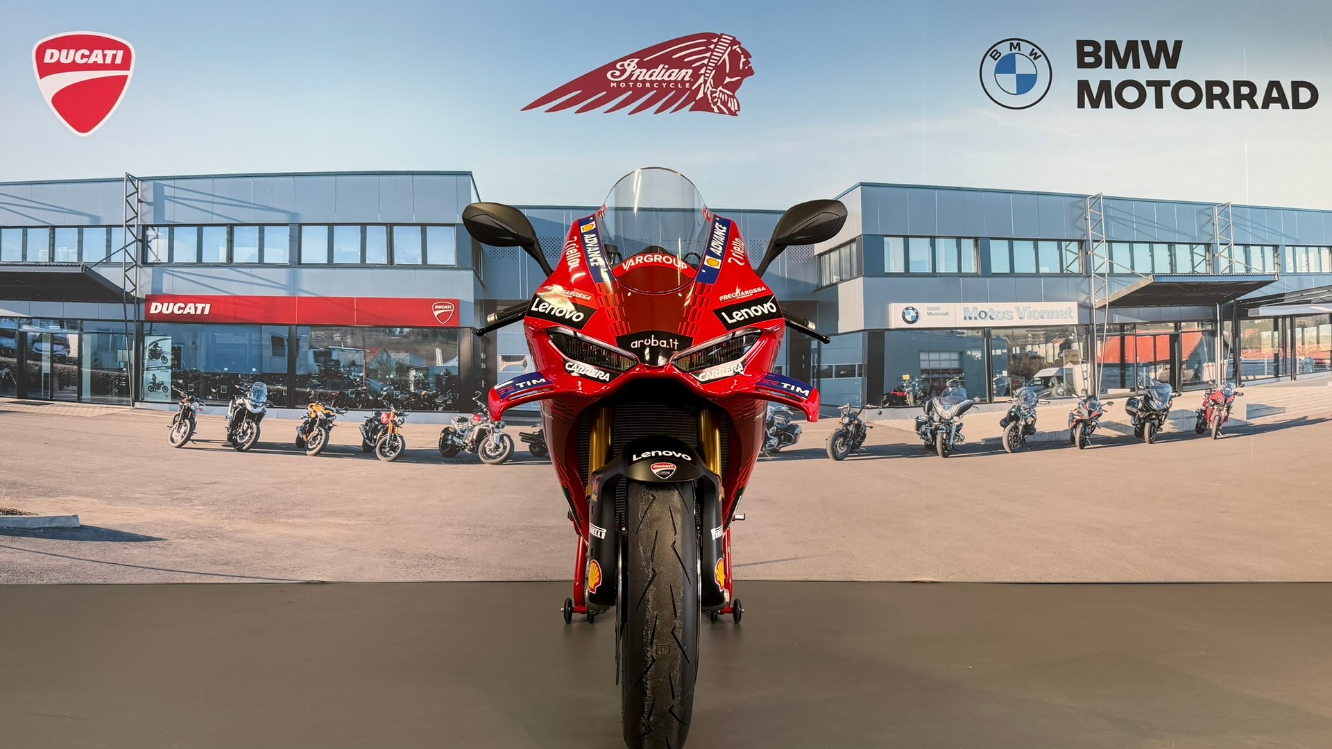 DUCATI PANIGALE V4 S Replica MotoGP / 4 ANS DE GARANTIE-showroom-element-1