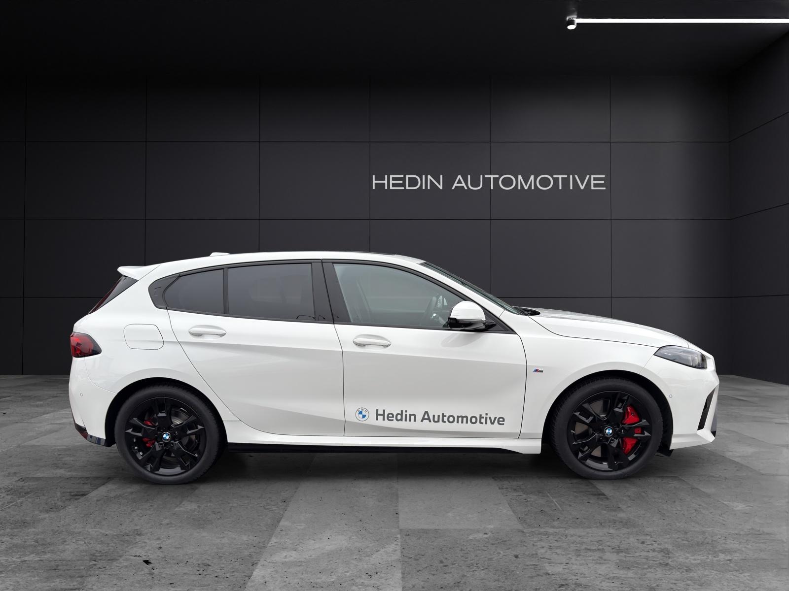 BMW 120i-image-6