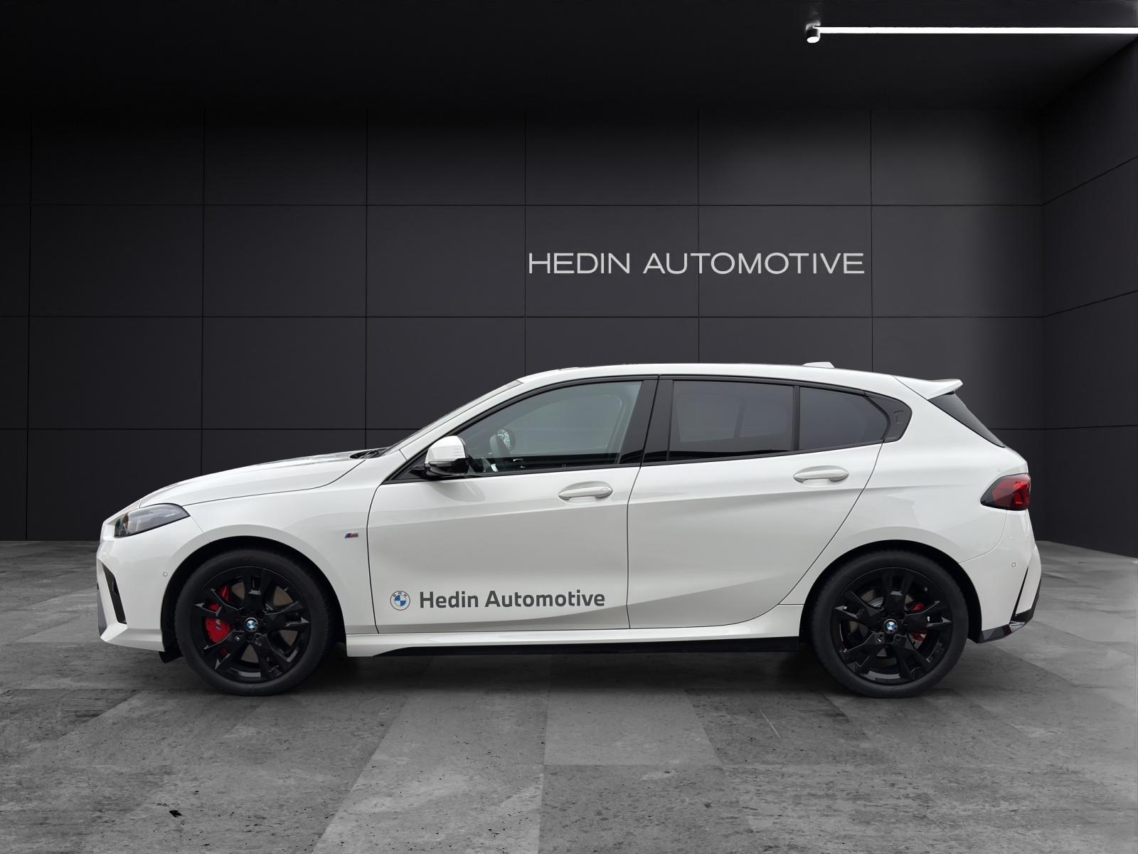 BMW 120i-image-2