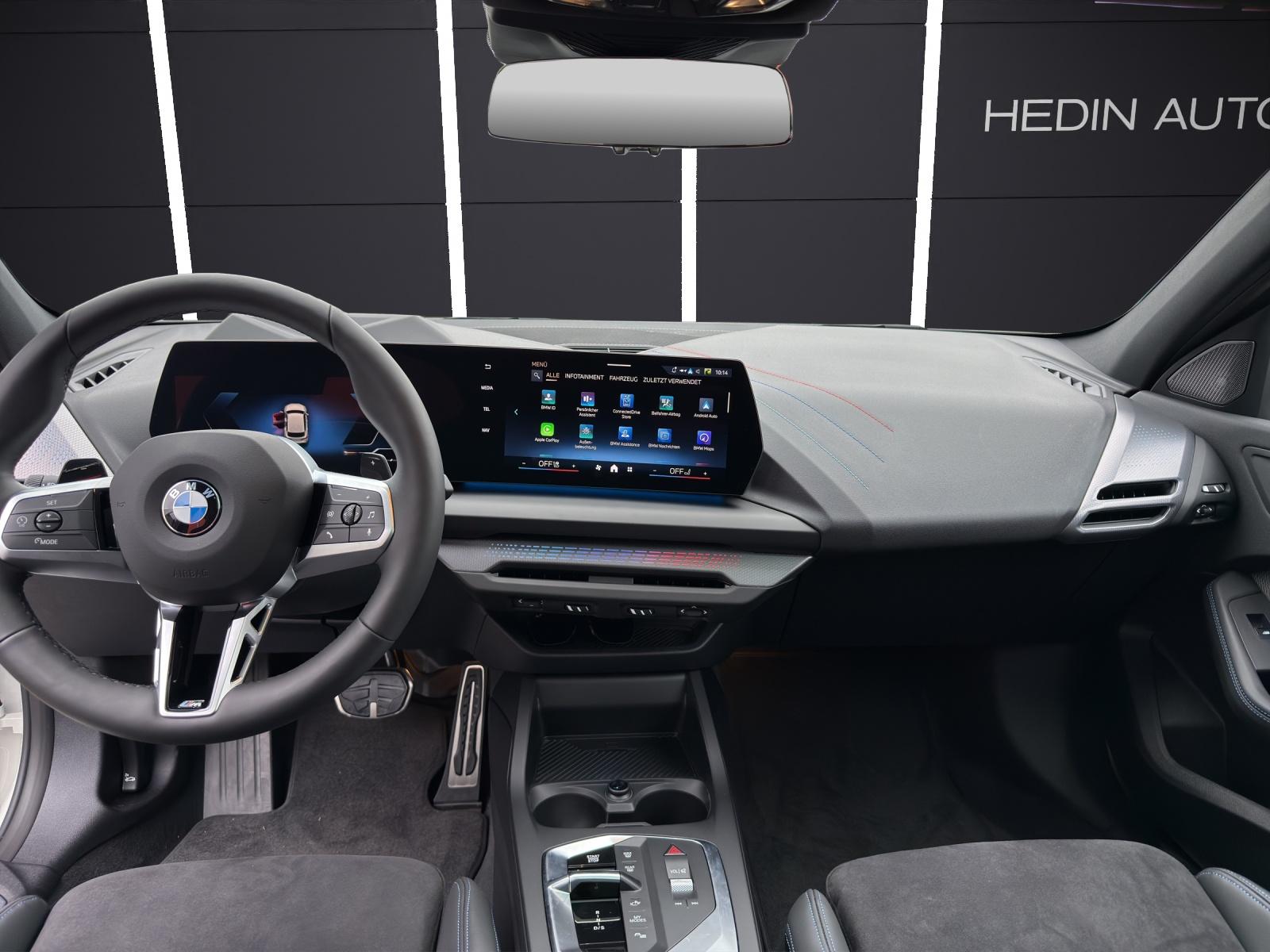 BMW 120i-image-16