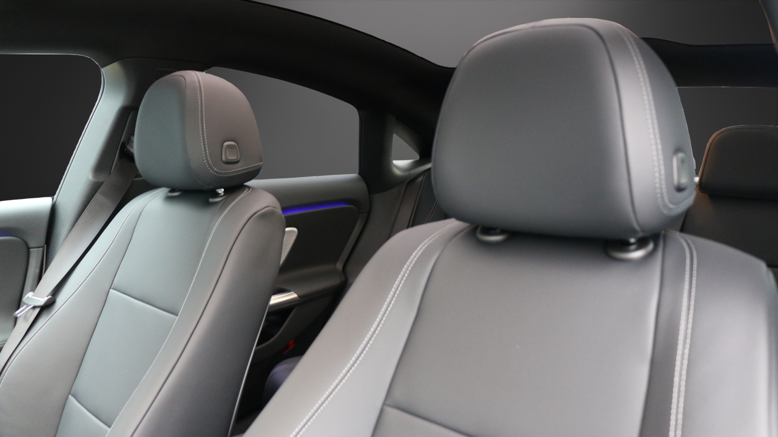 MERCEDES-BENZ CLA 200 (NEW)-image-10