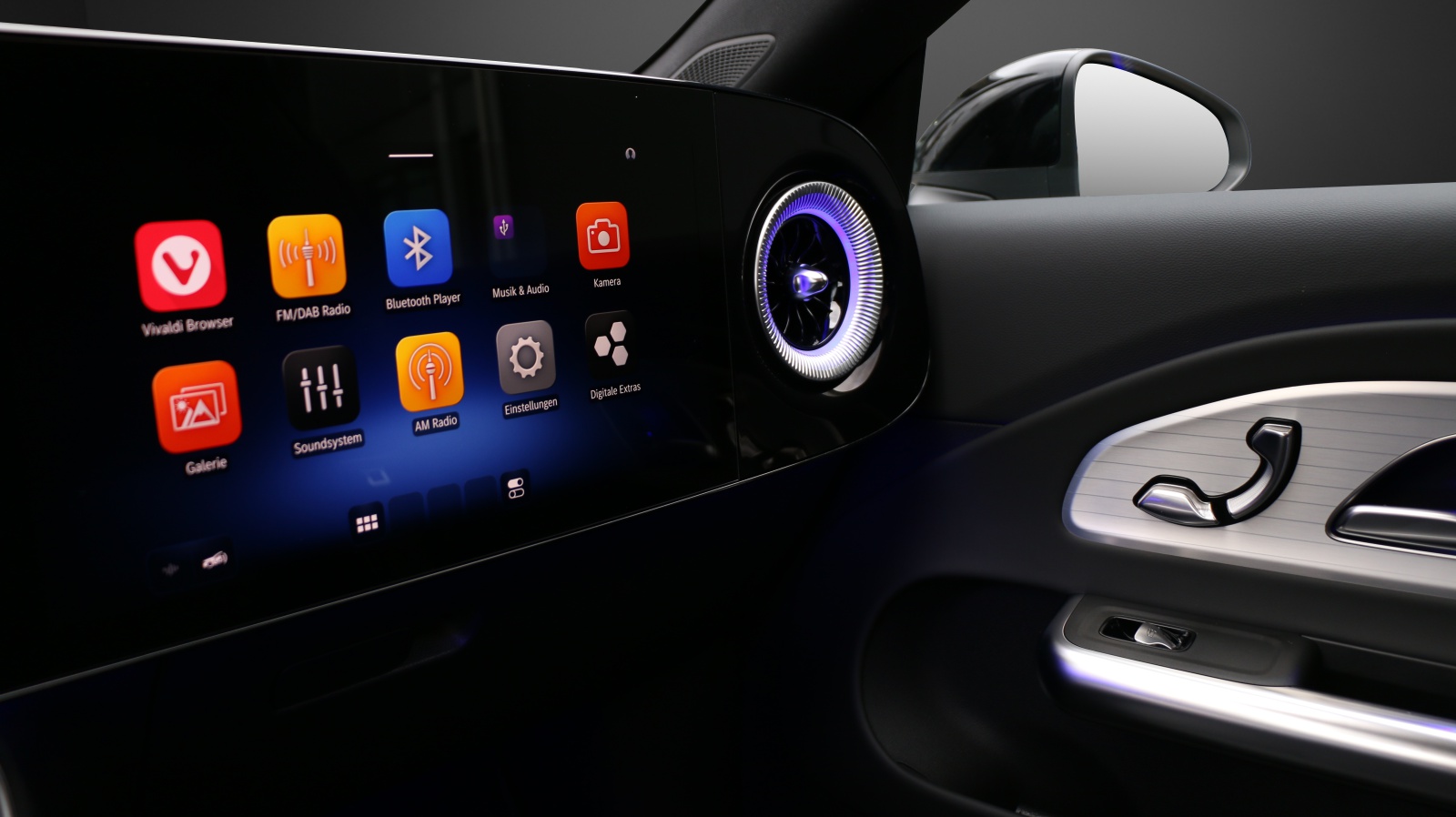 MERCEDES-BENZ CLA 200 (NEW)-image-7