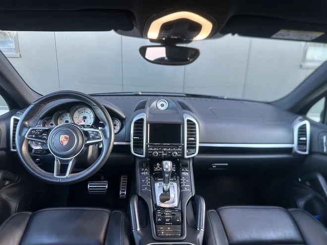 PORSCHE Cayenne S Diesel FACELIFT-image-13