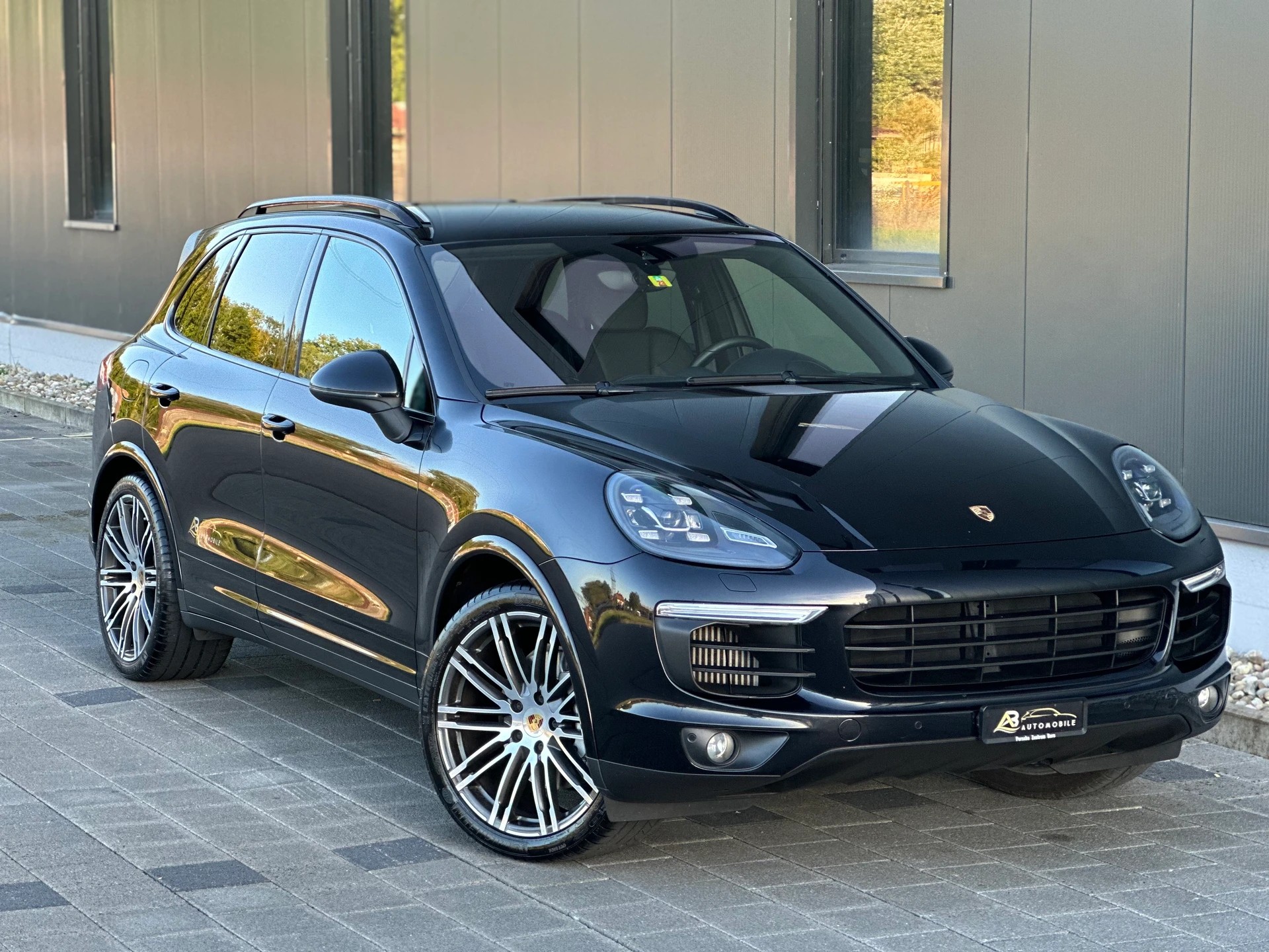 Car photo