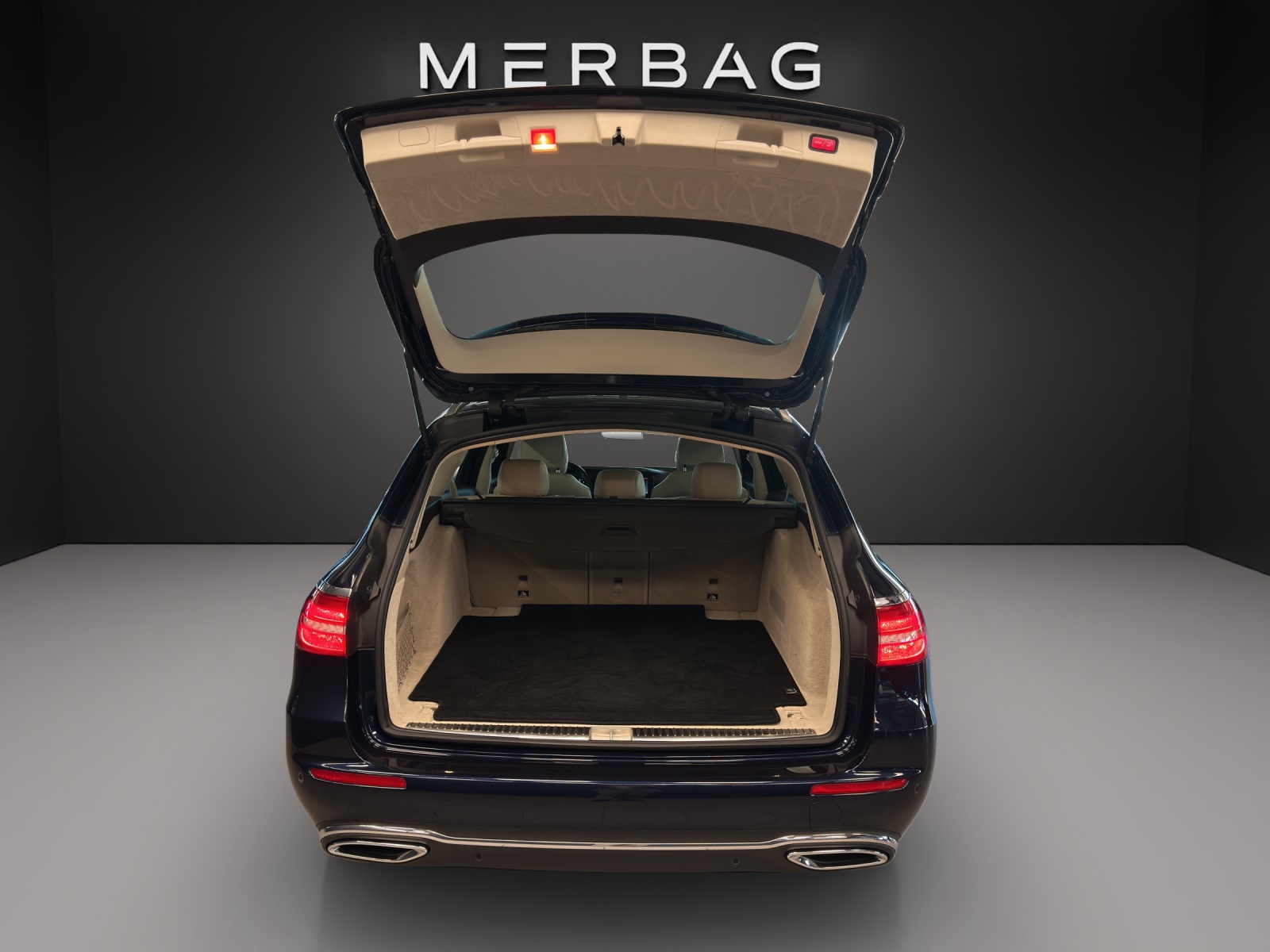 MERCEDES-BENZ E 350 d Exclusive 4Matic-image-6