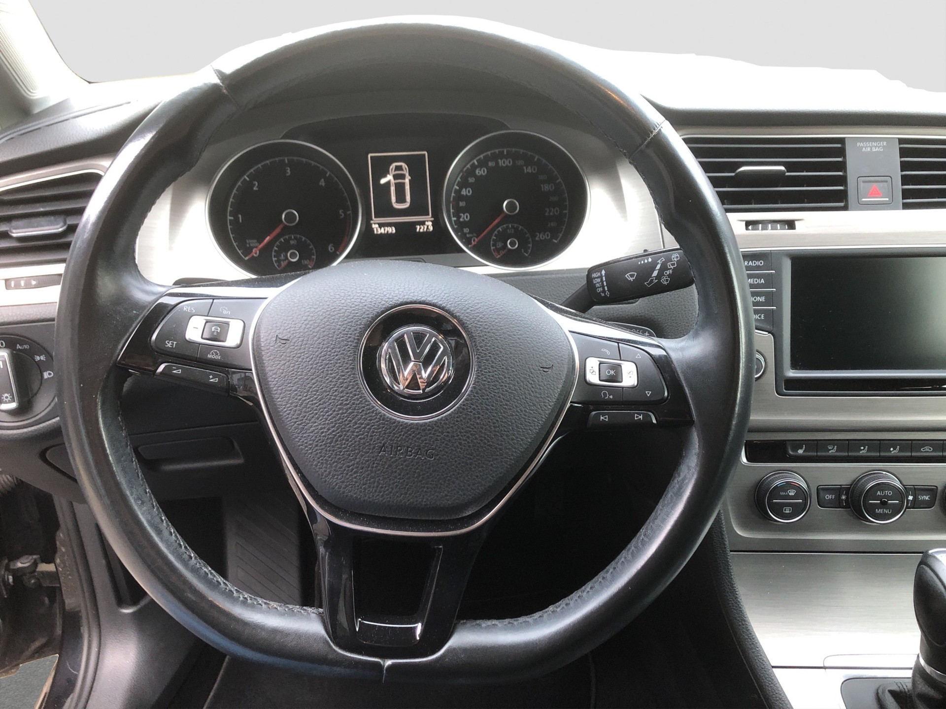 VW Golf Variant 2.0 TDI Highline DSG-image-9